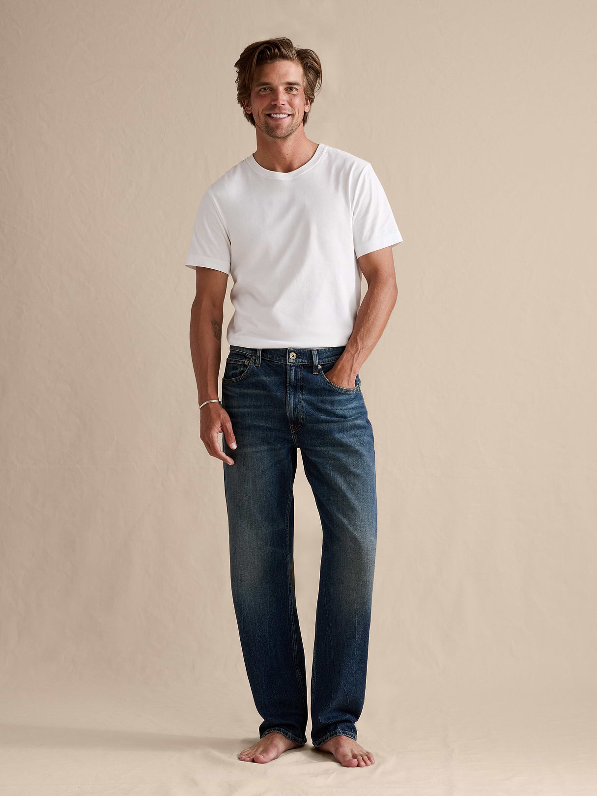 Straight Authentic Jean - Medium Wash