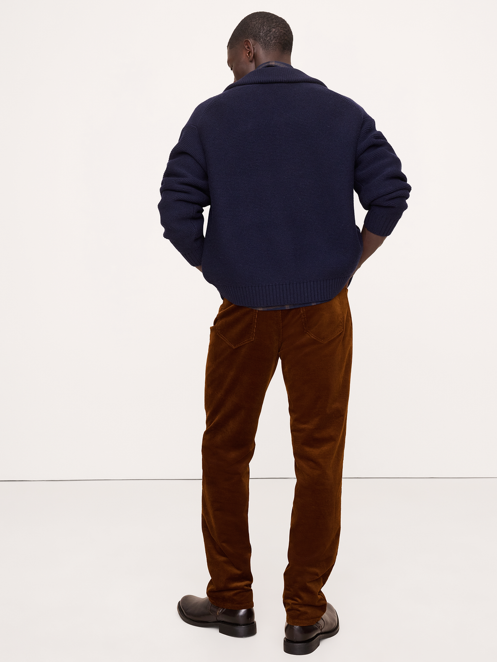 Straight Stretch-Corduroy Traveler Pant - Rust Brown