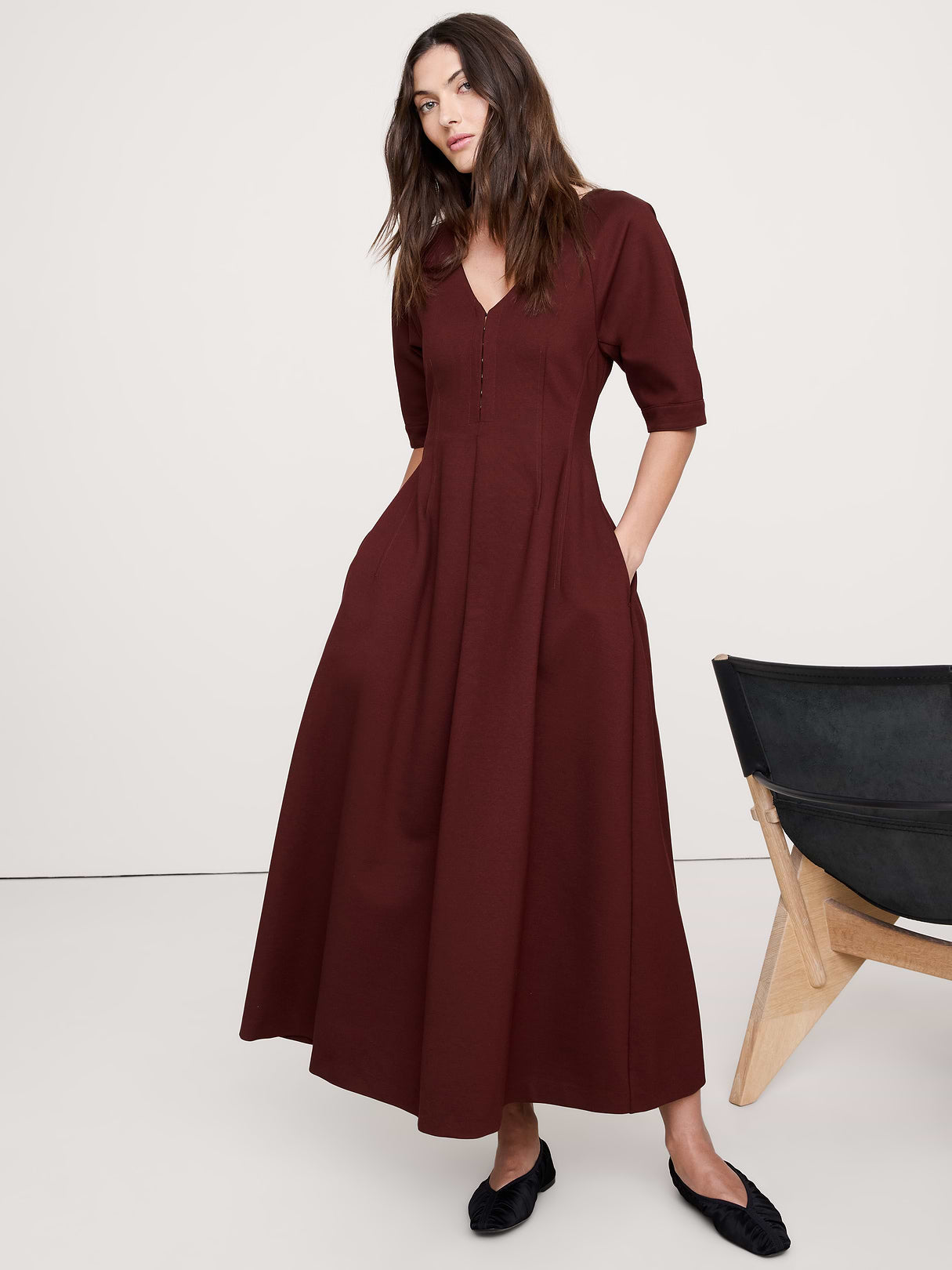 Ponte Puff-Sleeve Maxi Dress - Redwood Burgundy