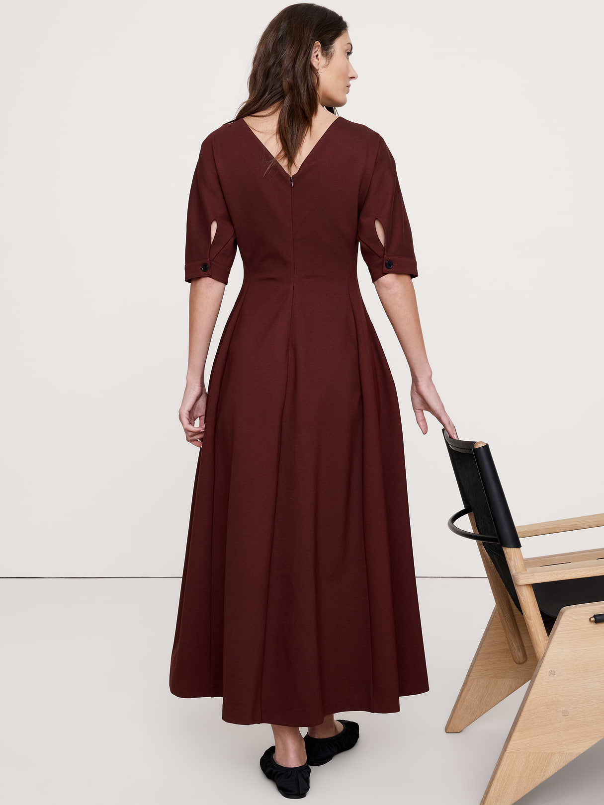 Ponte Puff-Sleeve Maxi Dress - Redwood Burgundy