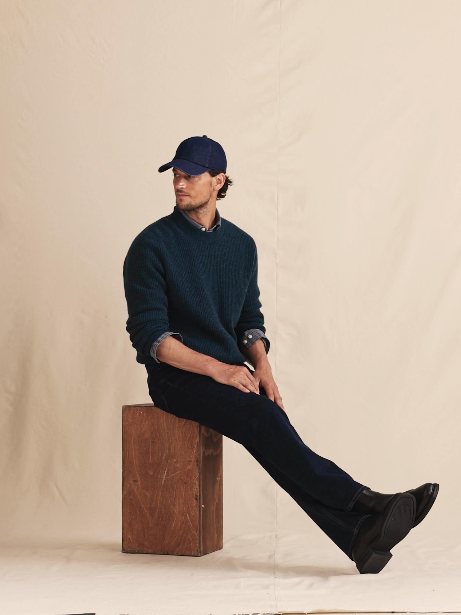 Straight Luxe Traveler Jean - Medium Dark Wash
