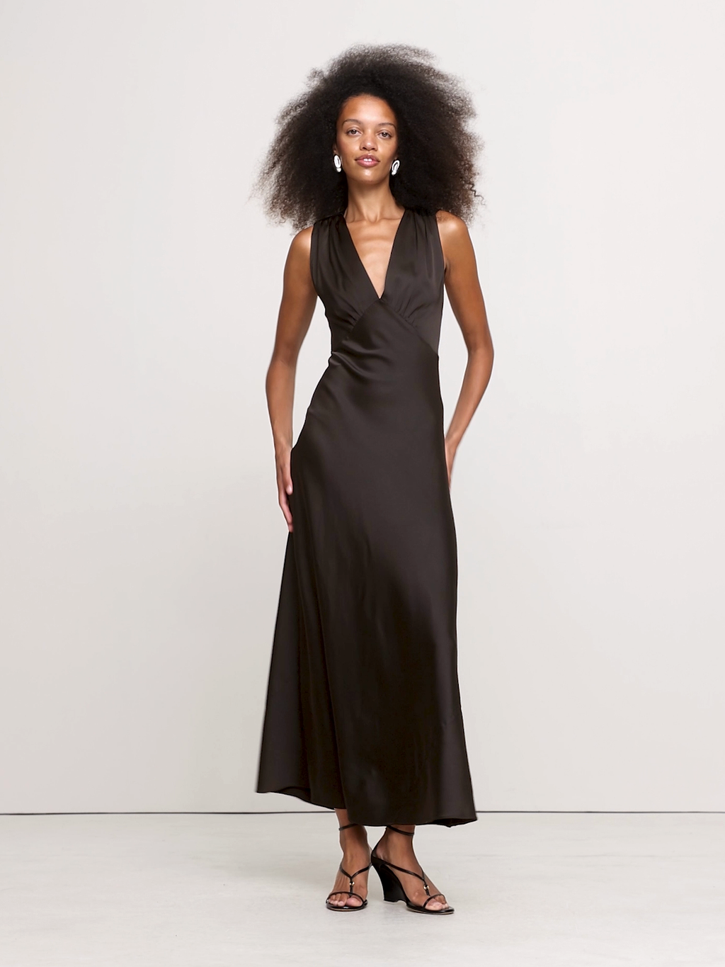 Stretch-Satin Cross-Back Maxi Dress - Ganache Brown