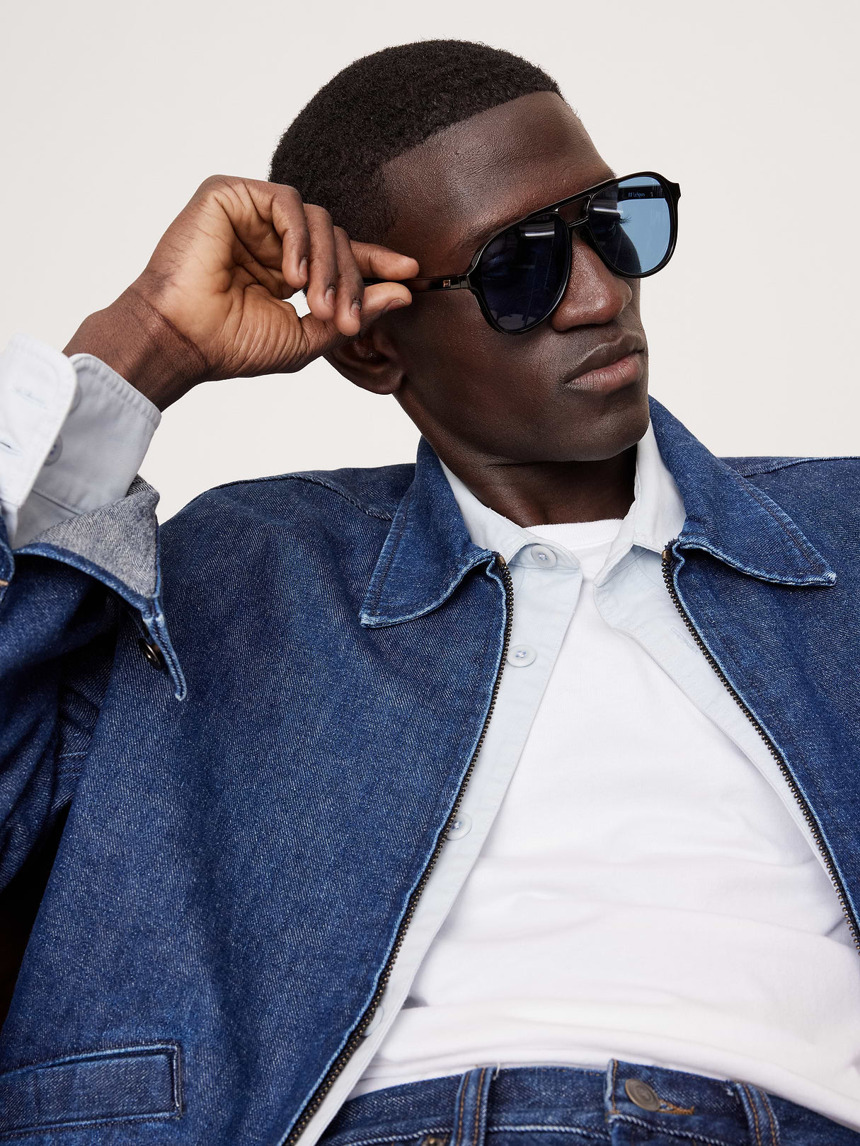 Tragic Magic Sunglasses by Le Specs - Black & Navy