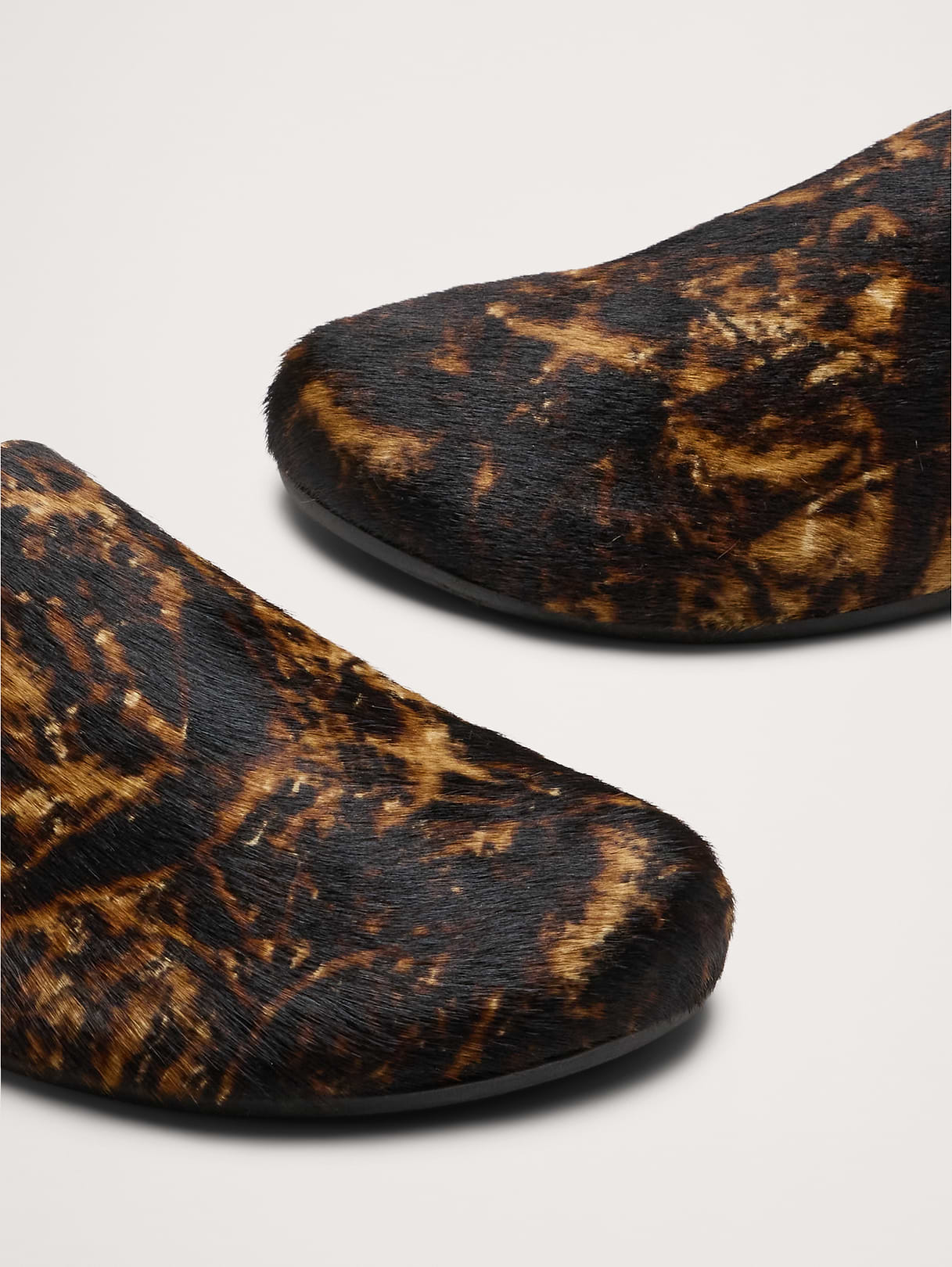 Leather Clog - Printed Haircalf Leather