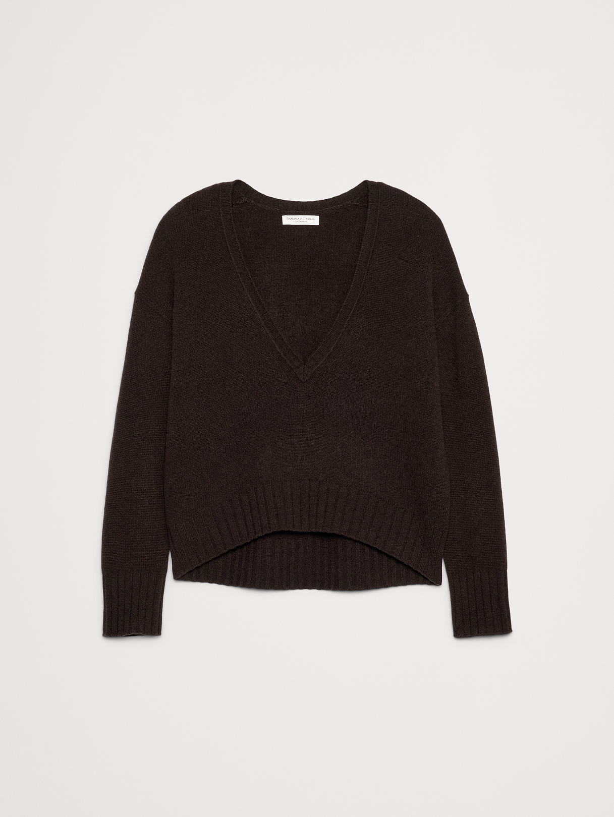 Lightweight Cashmere Low V-Neck Sweater - Ganache Brown