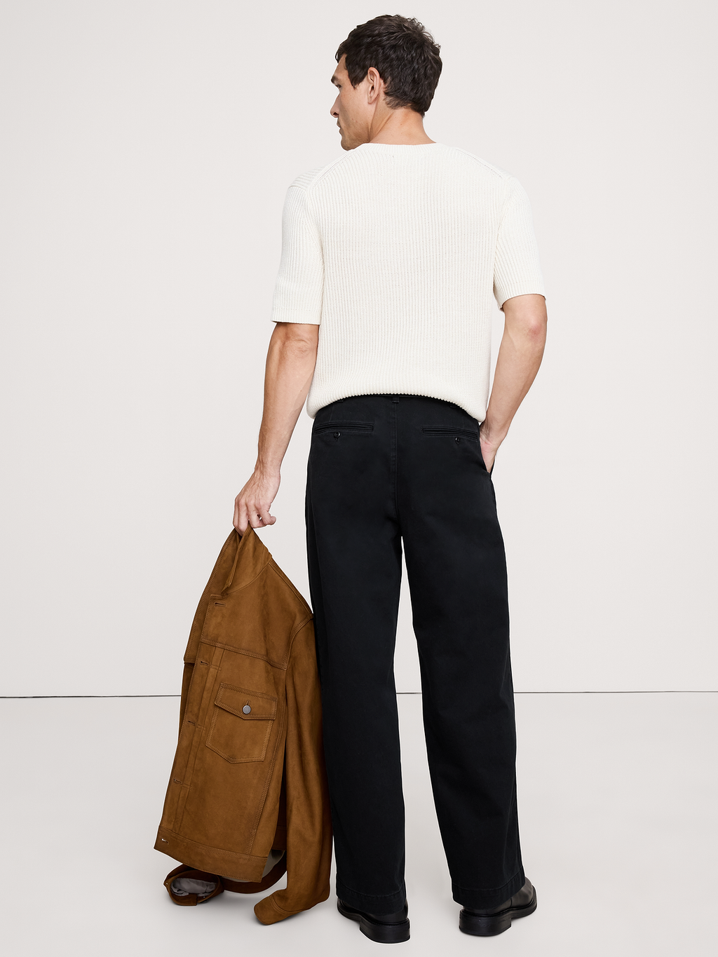 Loose Pleated Chino - Black