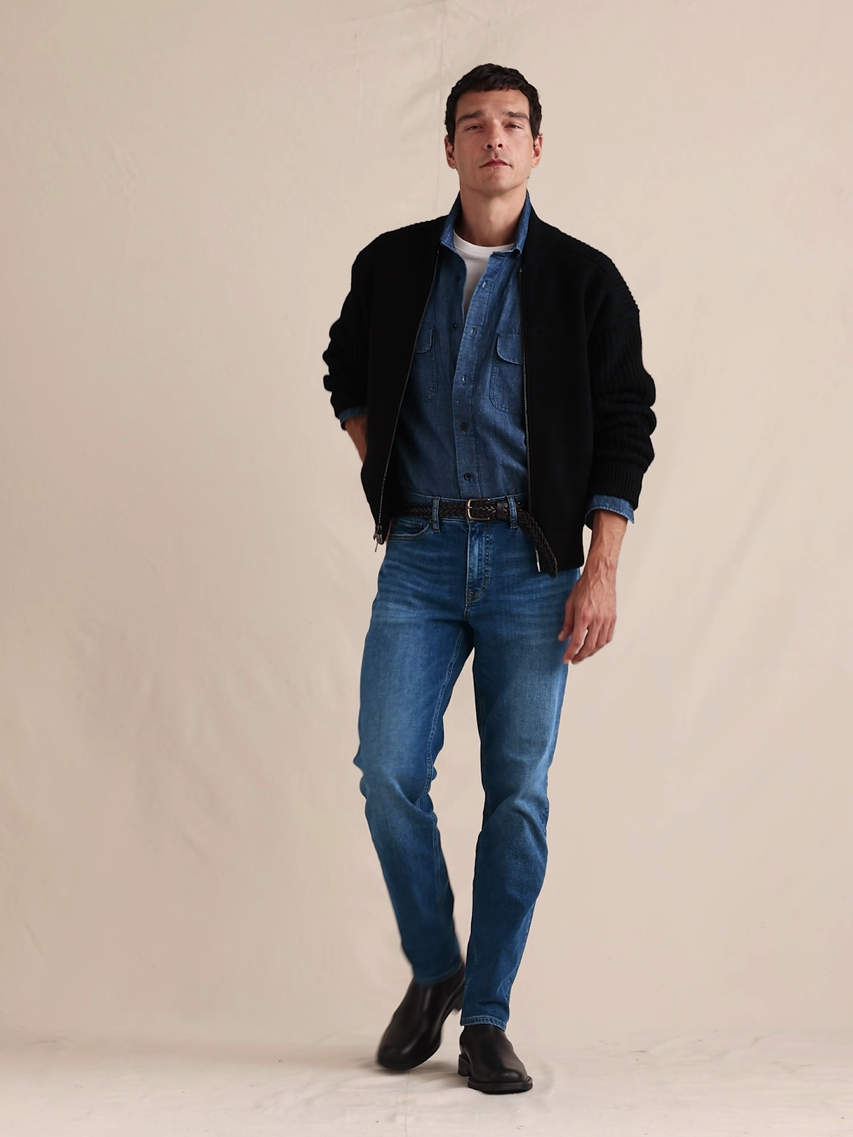 Athletic Luxe Traveler Jean - Medium Wash