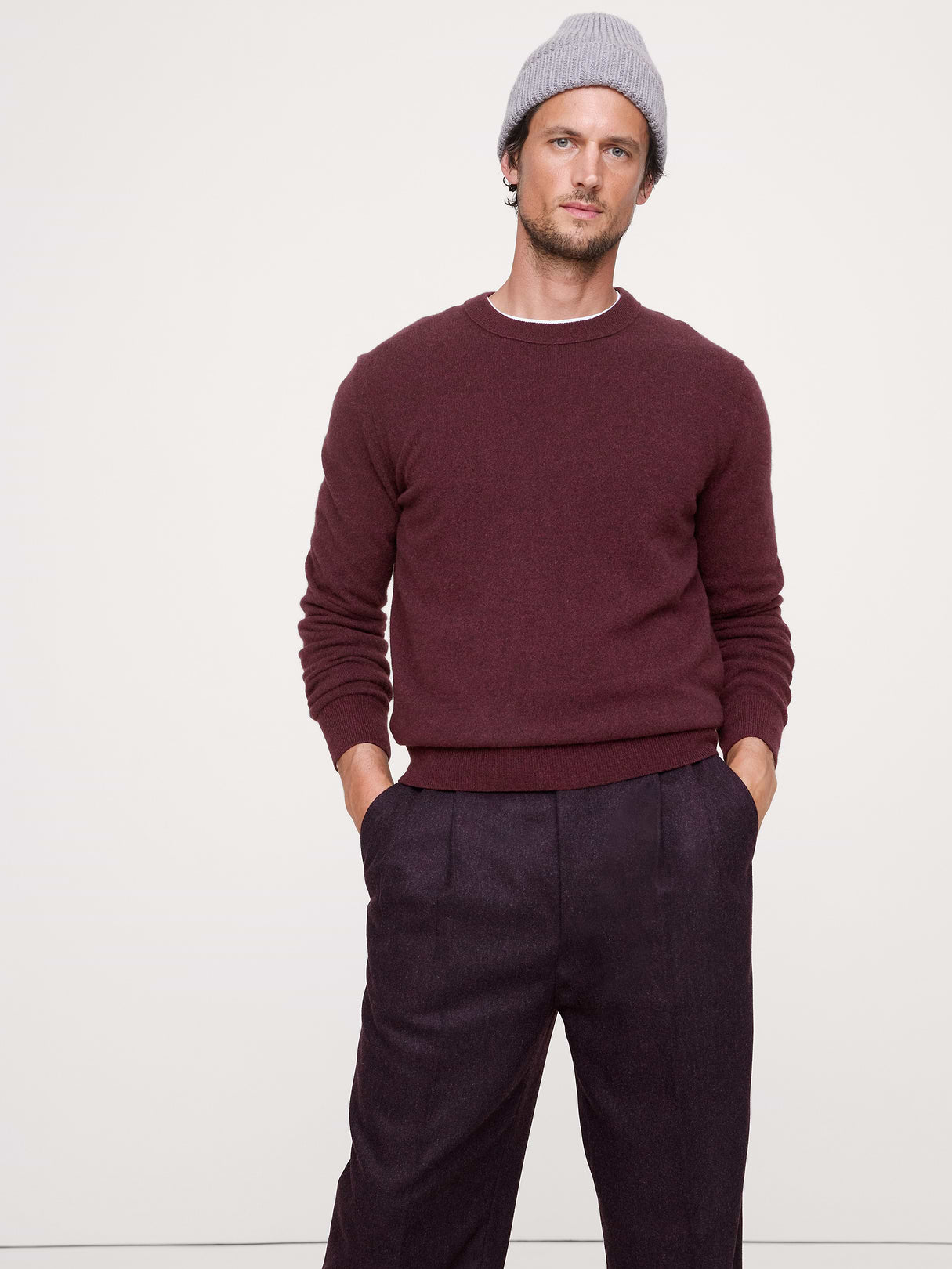 Cashmere Crew-Neck Sweater - Burgundy Red