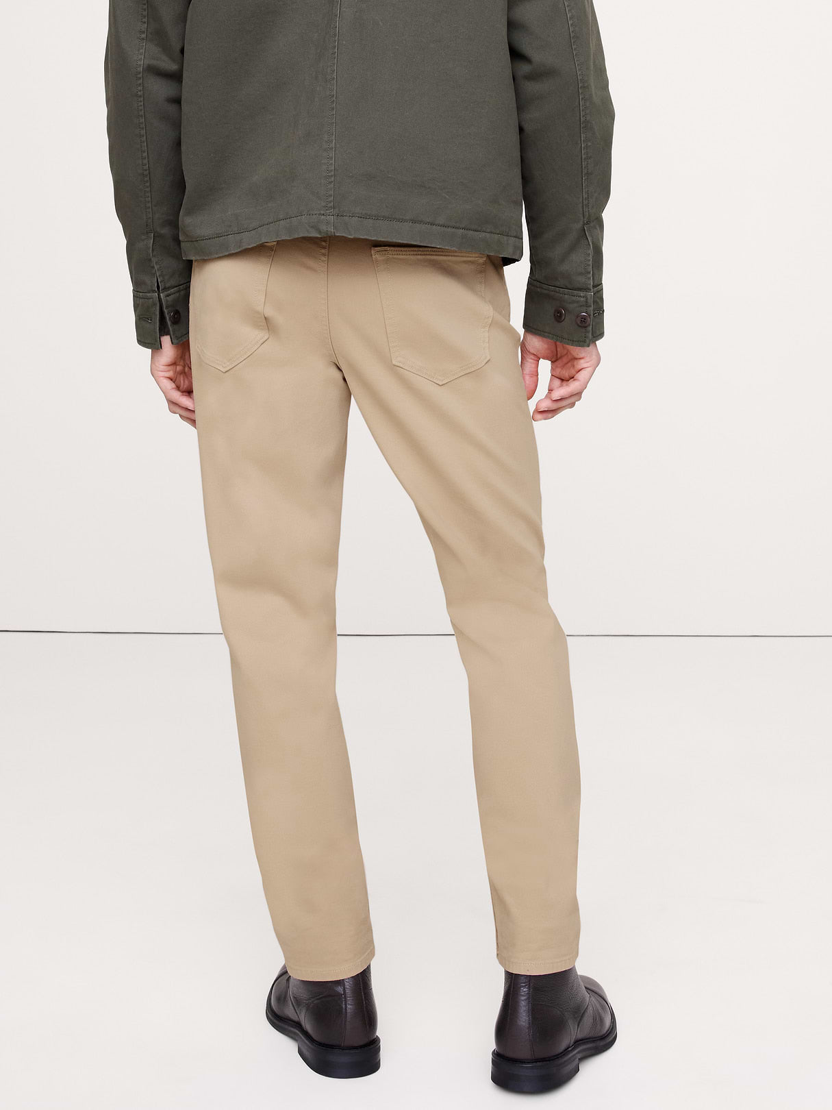 Athletic Traveler Pant - Light Khaki