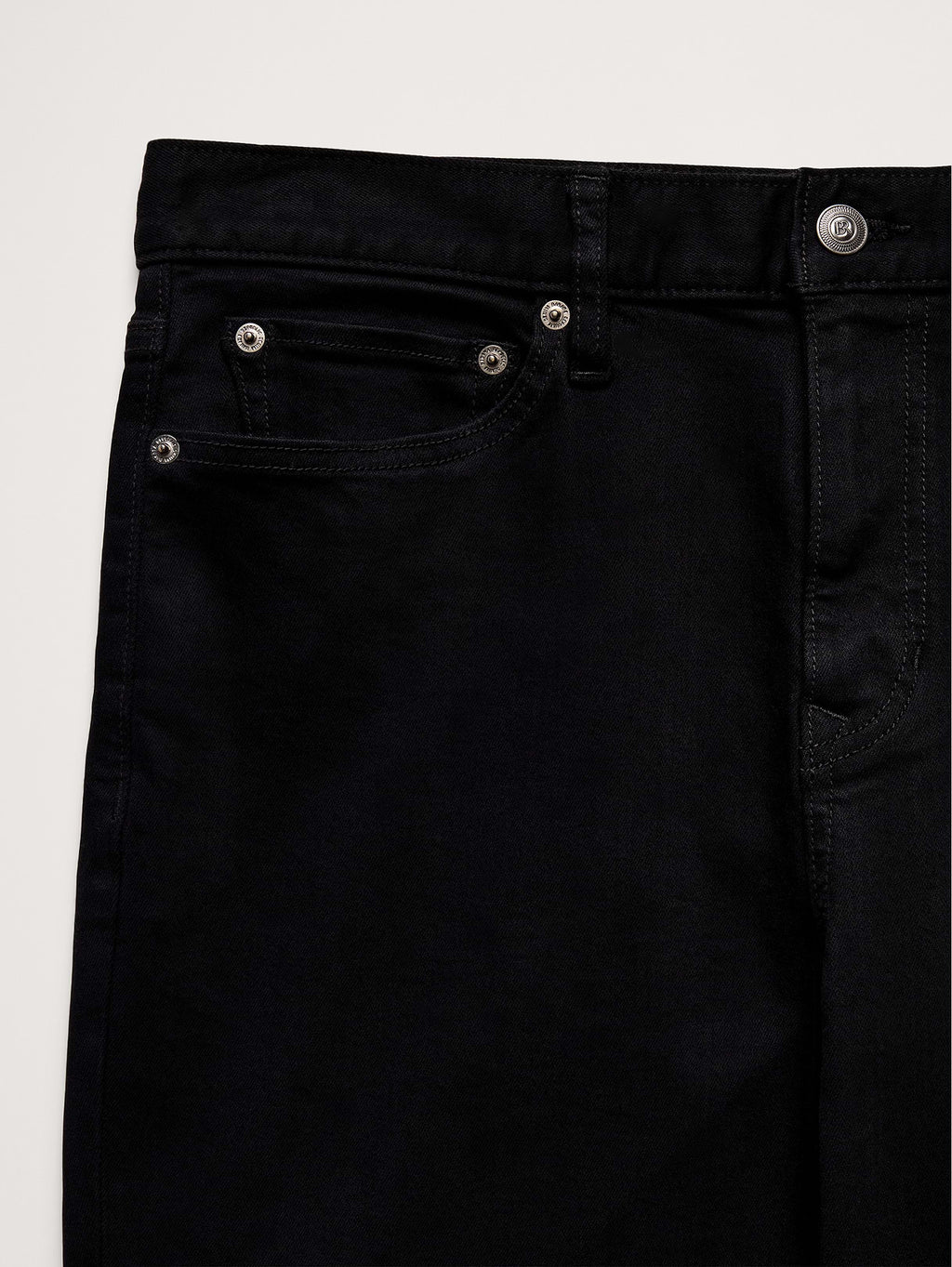 Slim Luxe Traveler Jean - Black