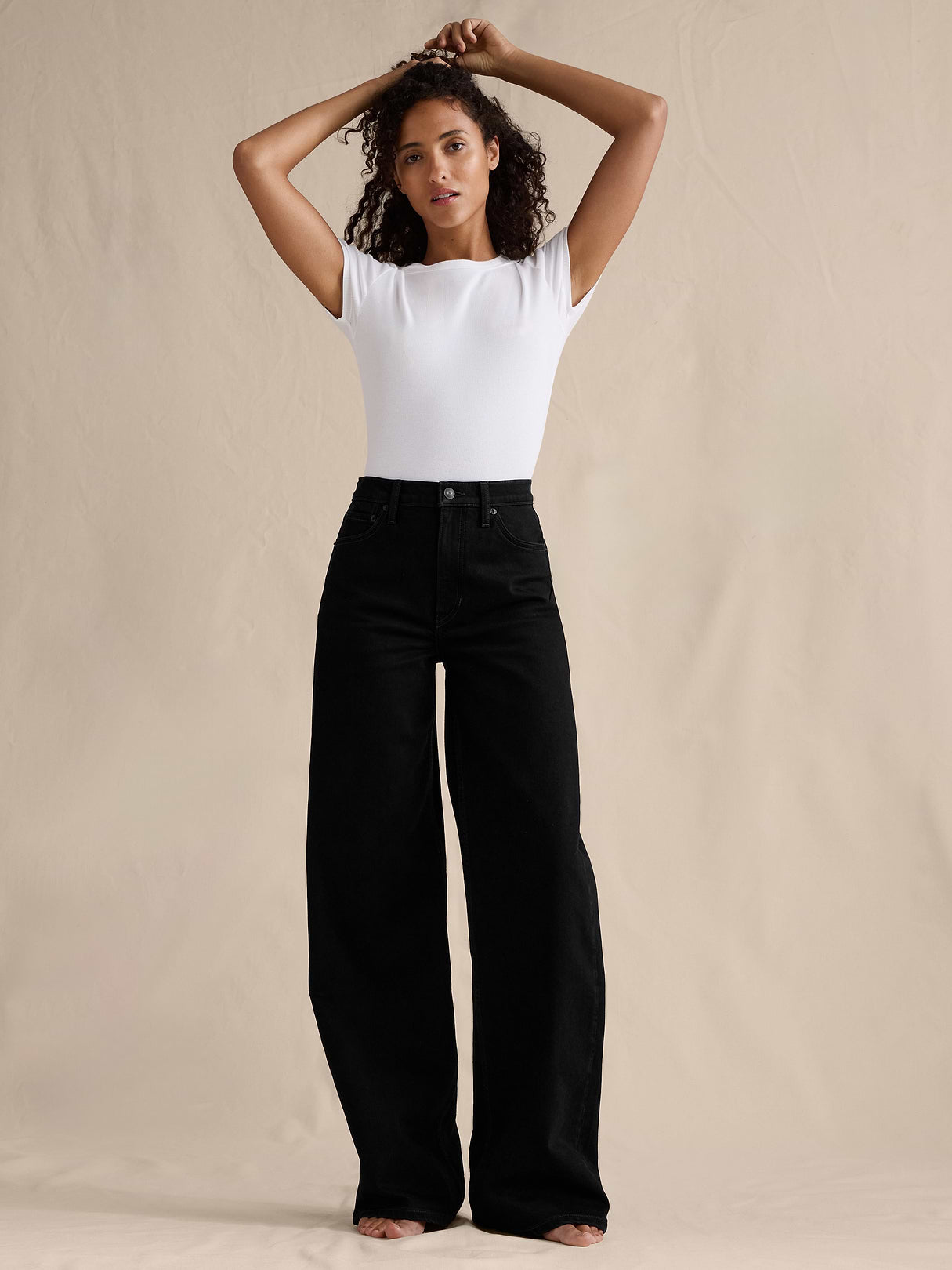 The Icon Classic Wide-Leg Jean - Black Rinse Wash