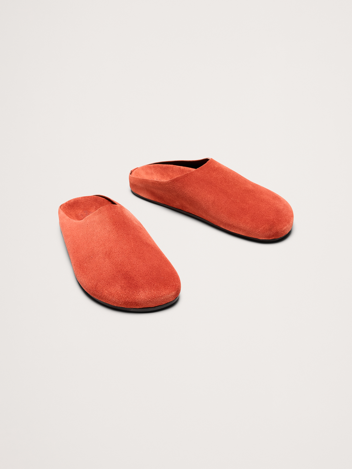 Leather Essential Clog - Brick Red Suede