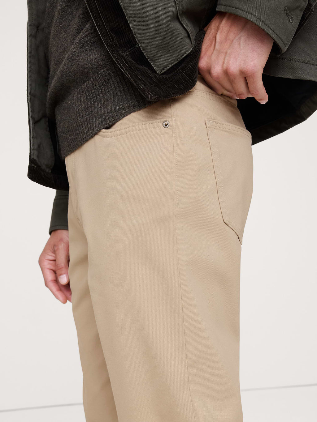 Athletic Traveler Pant - Light Khaki