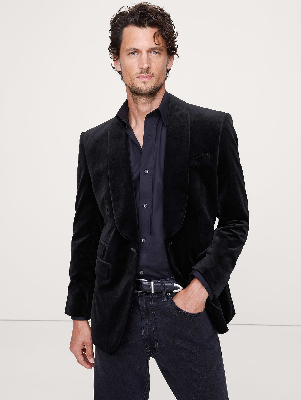 Velvet Tuxedo Jacket - Black