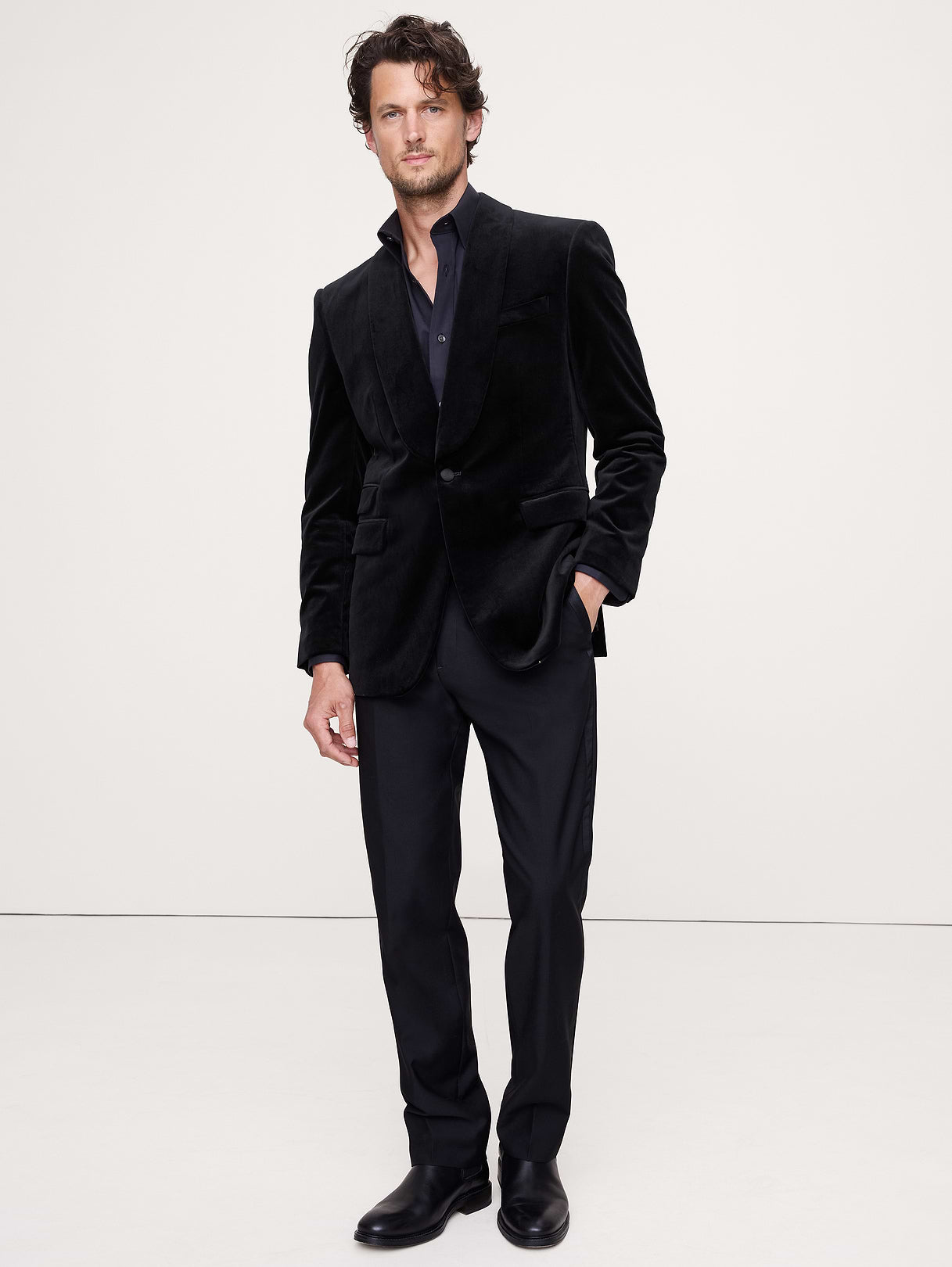 Velvet Tuxedo Jacket - Black