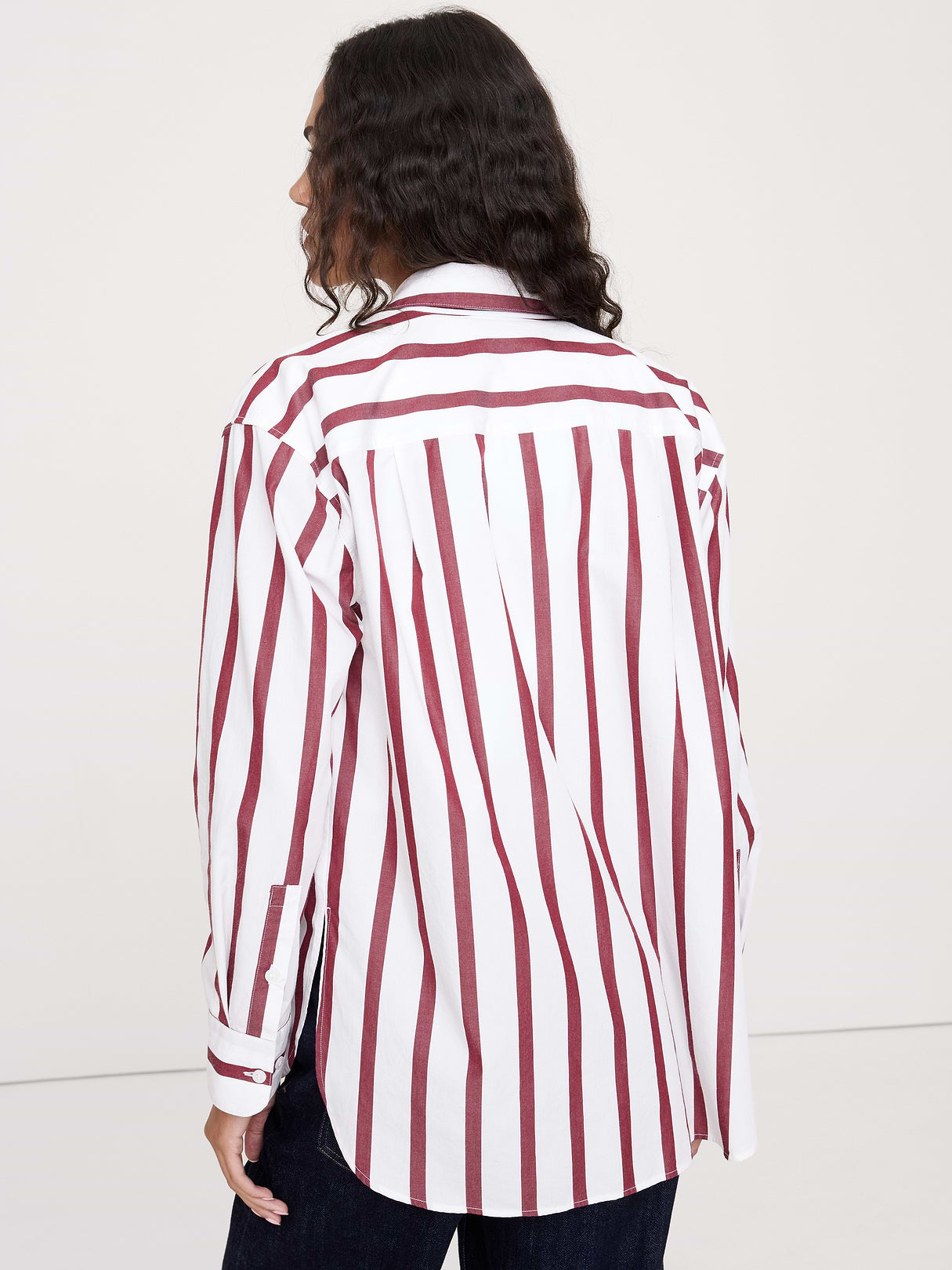 The Oversized Shirt in Cotton Poplin - Red Stripe