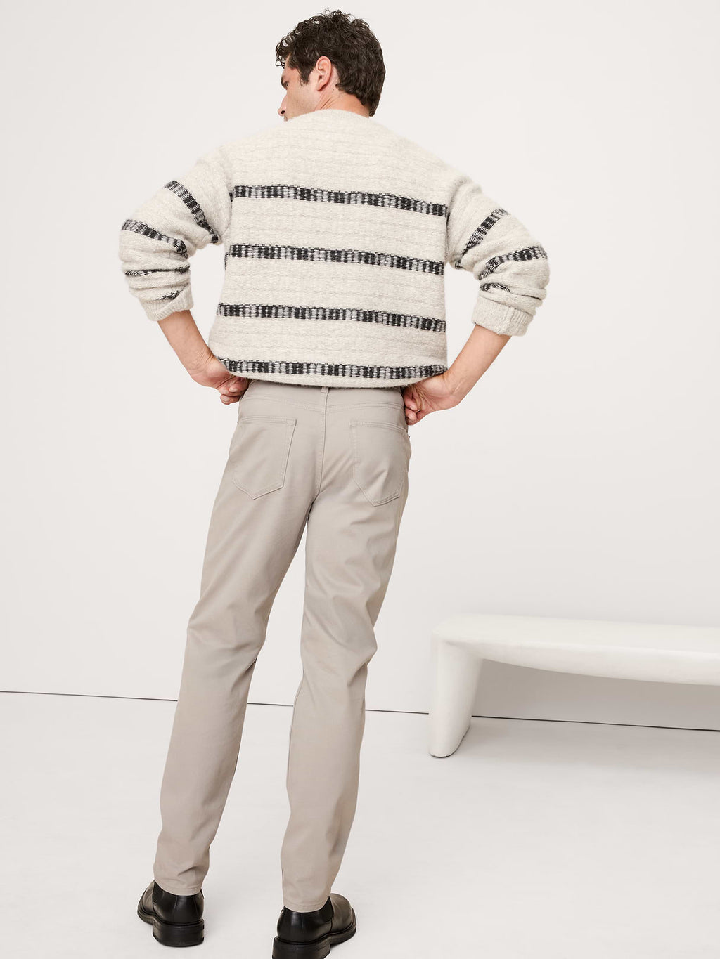 Athletic Traveler Pant - Light Gray