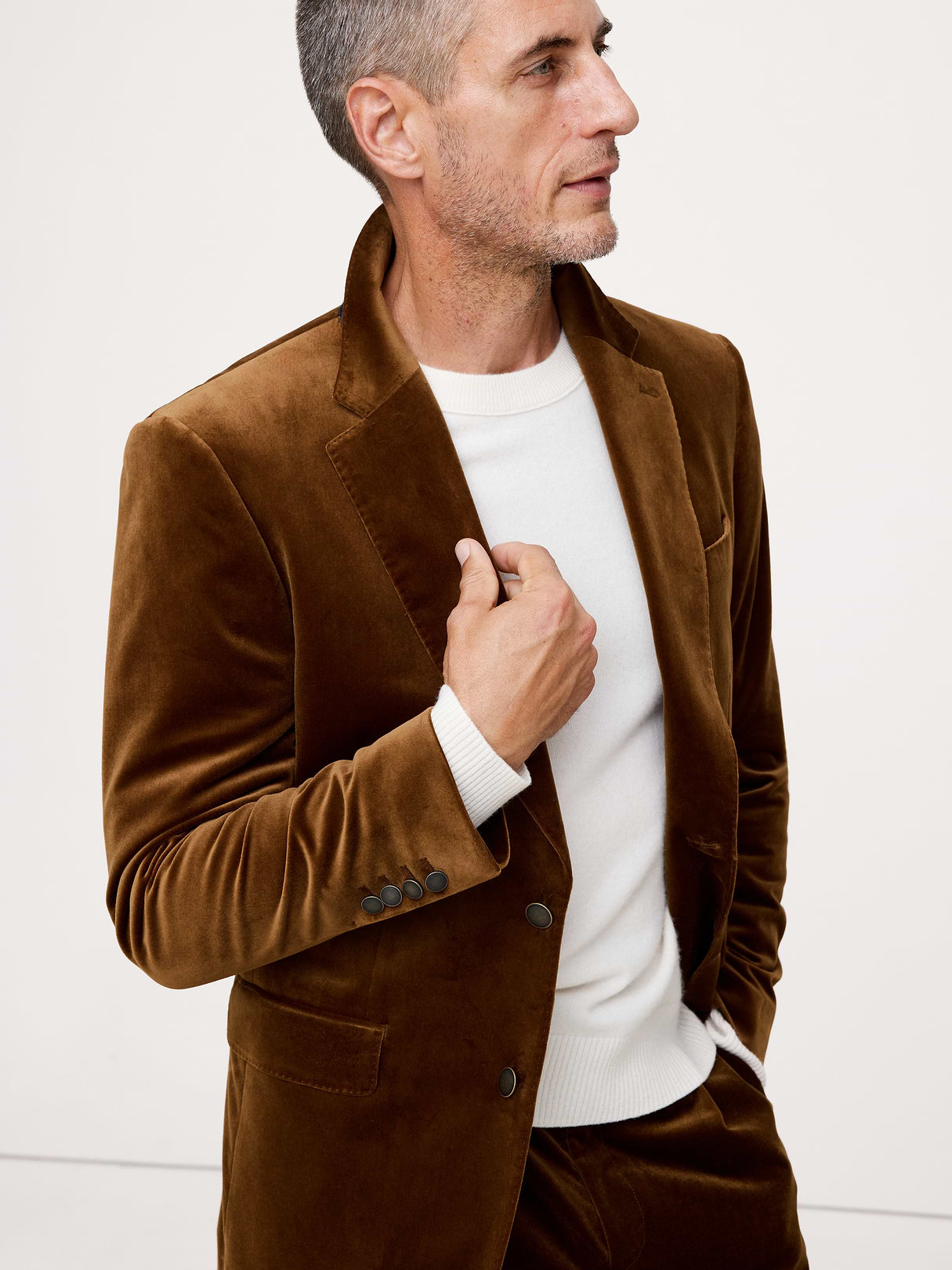 Velvet Blazer - Hazel Gaze Brown