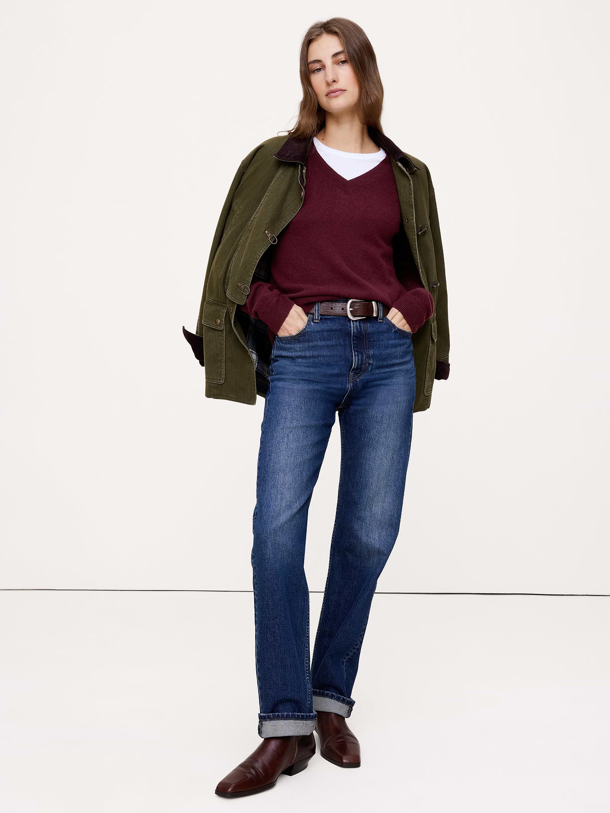 Lightweight Cashmere V-Neck Sweater - Port Wine