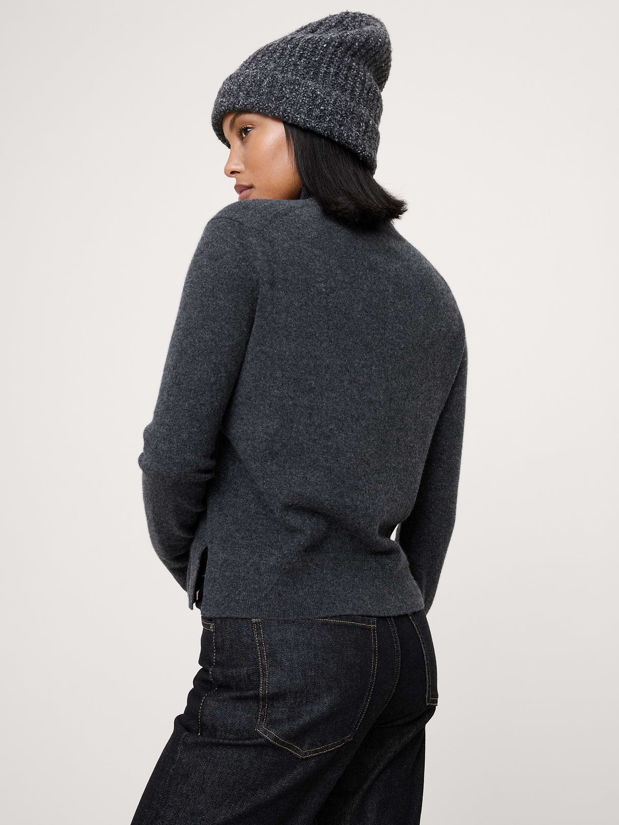 Cashmere Turtleneck Sweater - Charcoal Gray