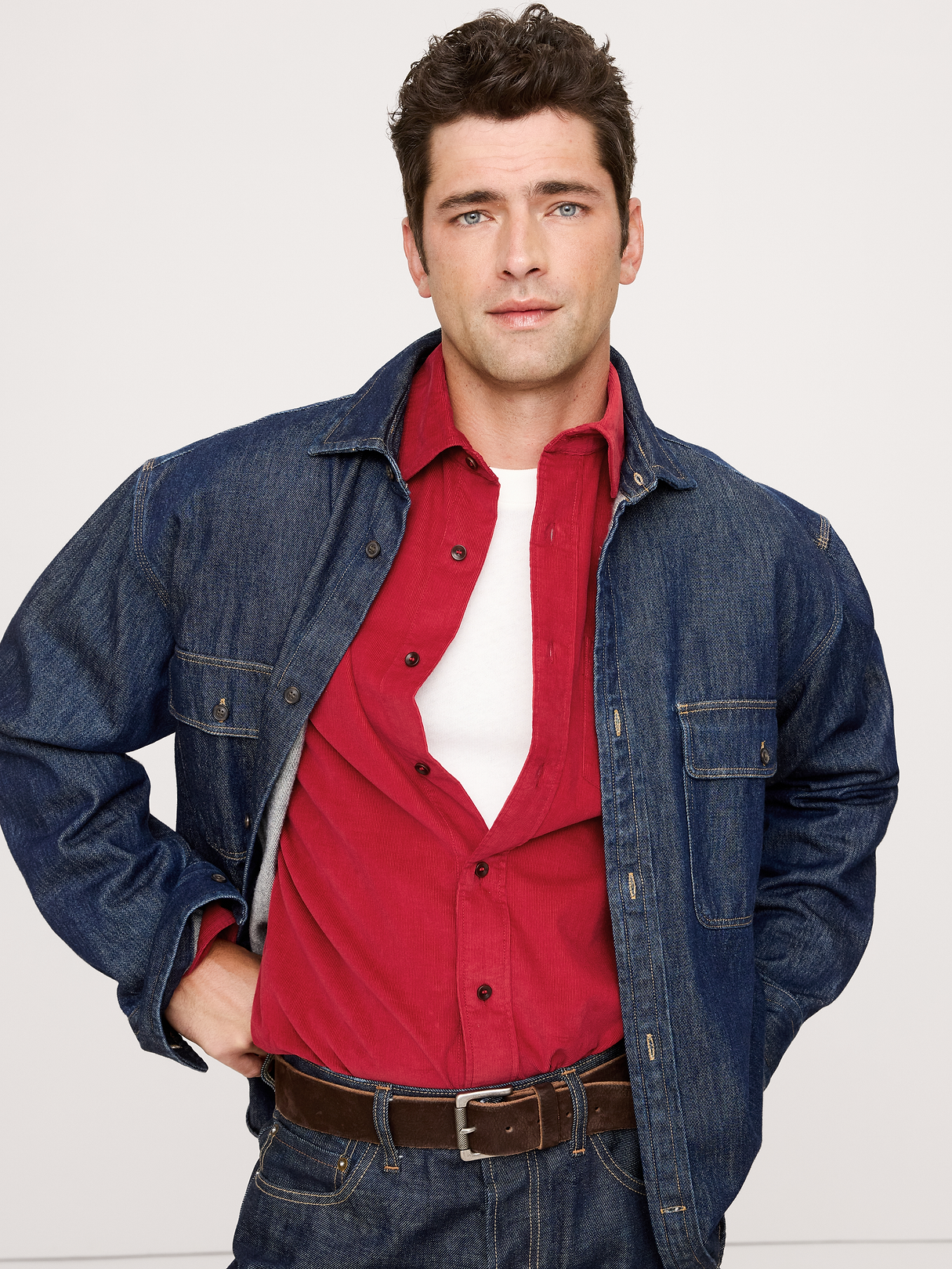 Standard-Fit Lightweight Corduroy Shirt - Red