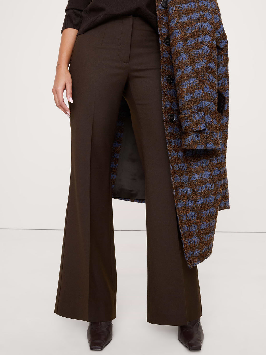 Mid-Rise Flare Stretch Wool-Blend Pant - Double Chocolate Brown