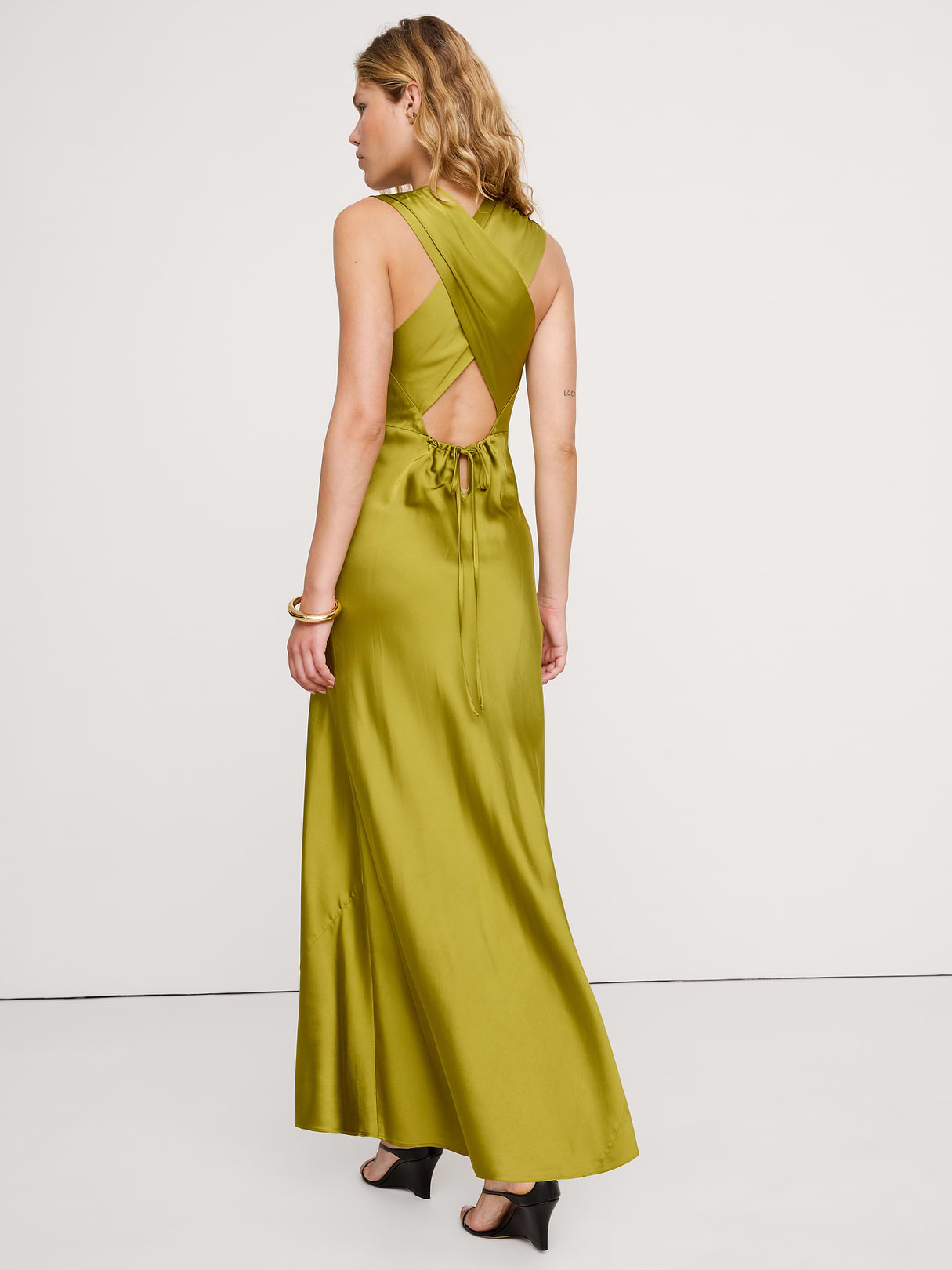 Stretch-Satin Cross-Back Maxi Dress - Gilded Green