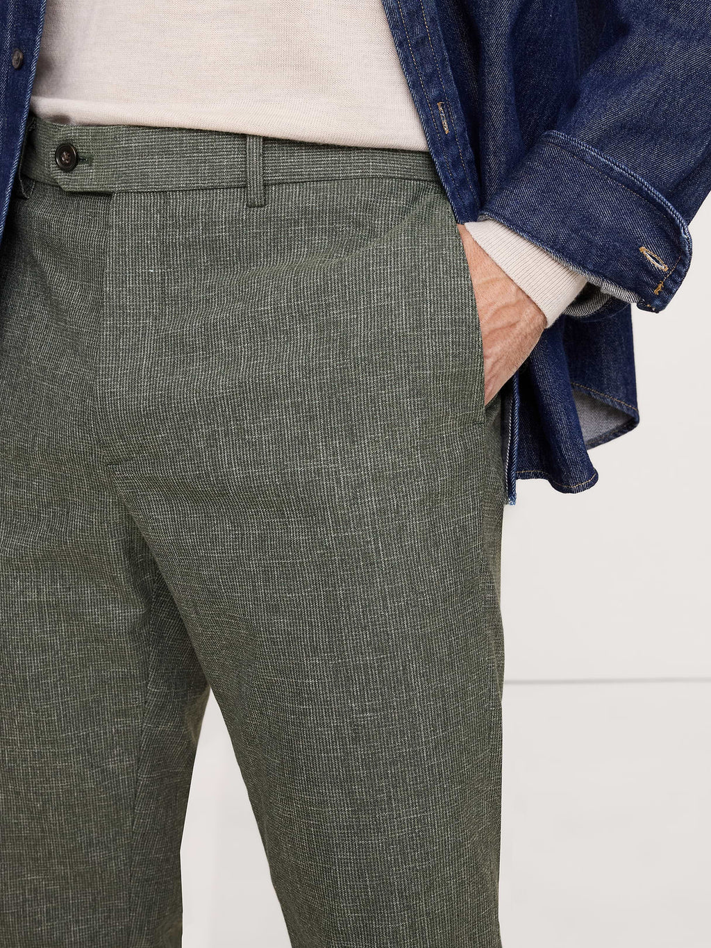 Slim Wrinkle-Resistant Dress Pant - Green
