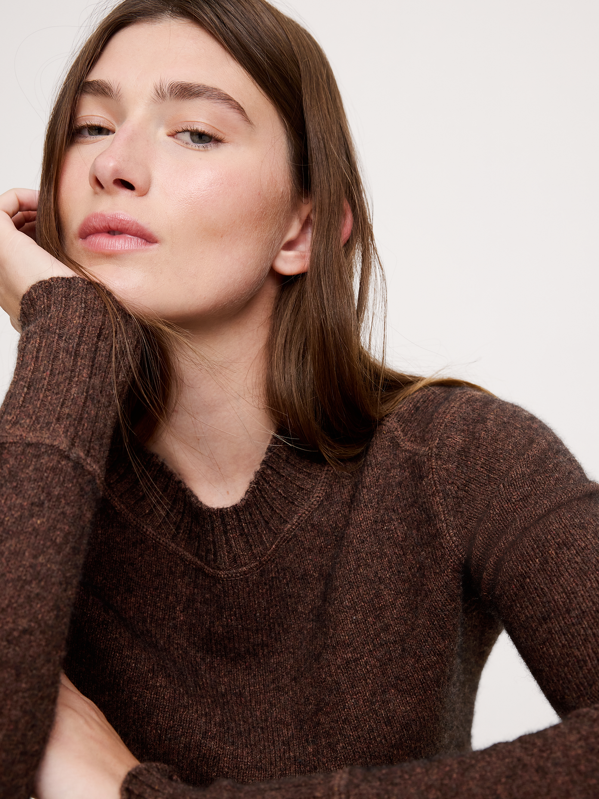 The Fireside Sweater in Merino-Cotton - Coffee Brown