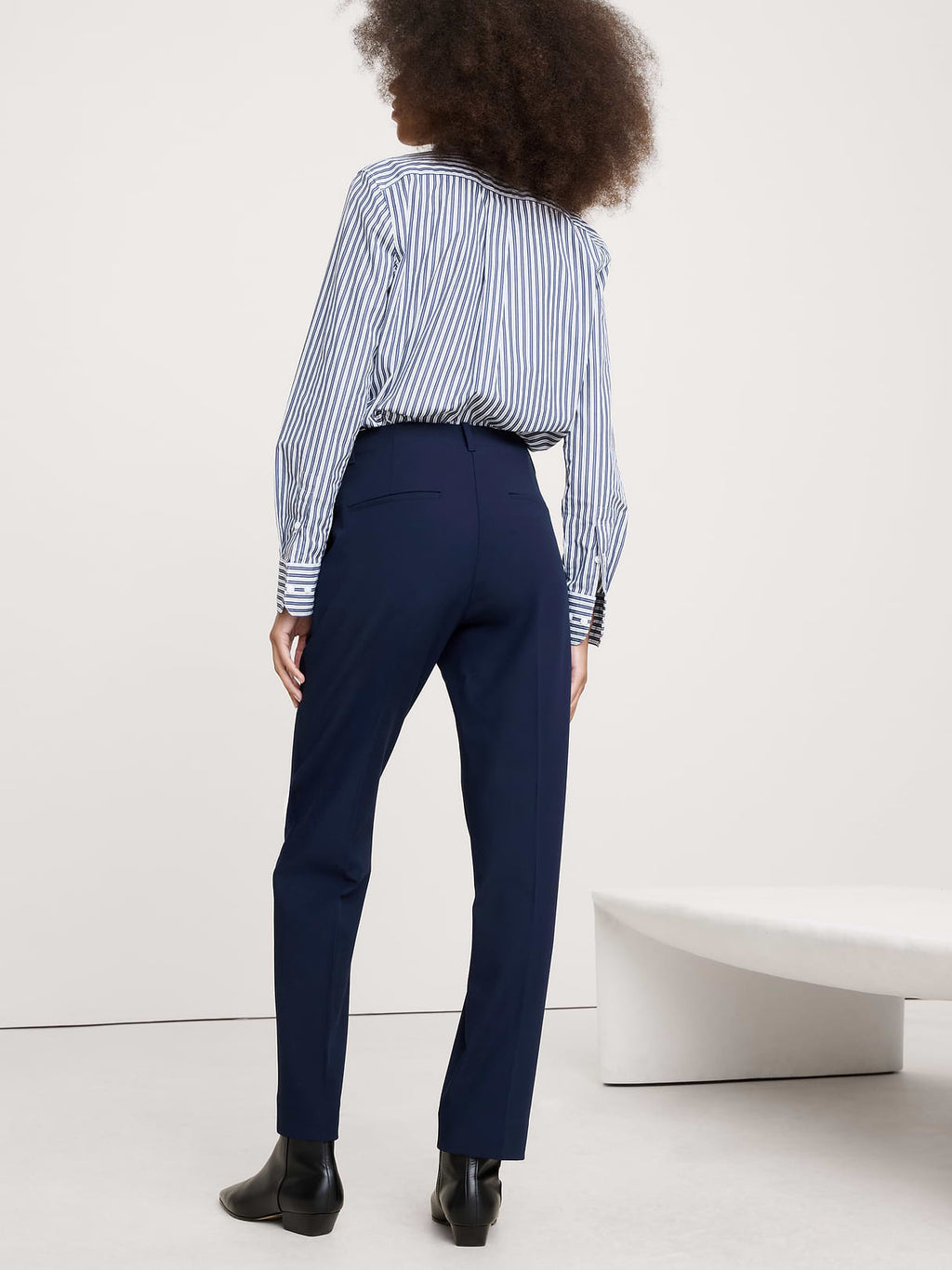 Ultra High-Rise Modern Slim City Stretch Ankle Pant - Navy Blue