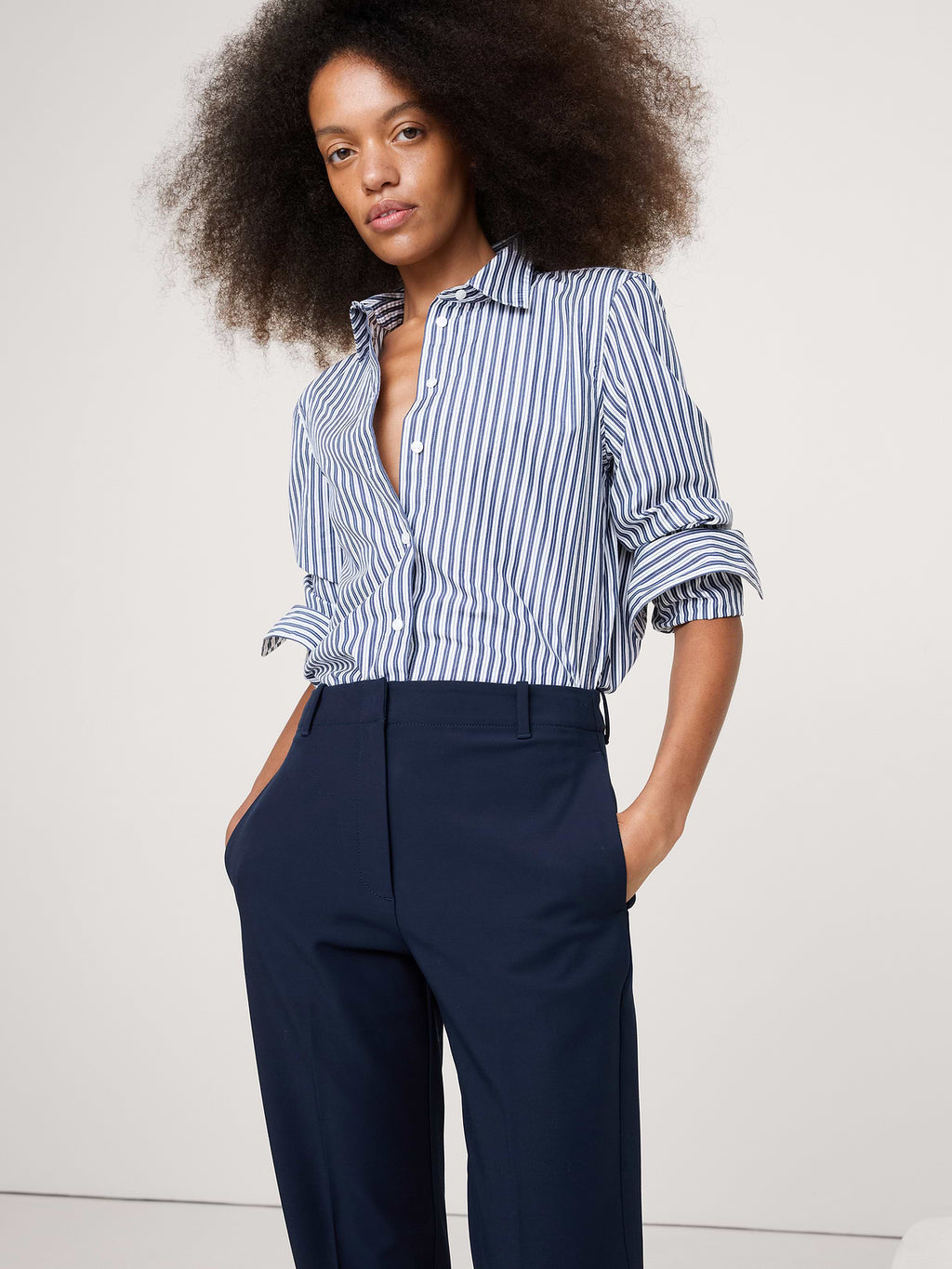 Ultra High-Rise Modern Slim City Stretch Ankle Pant - Navy Blue