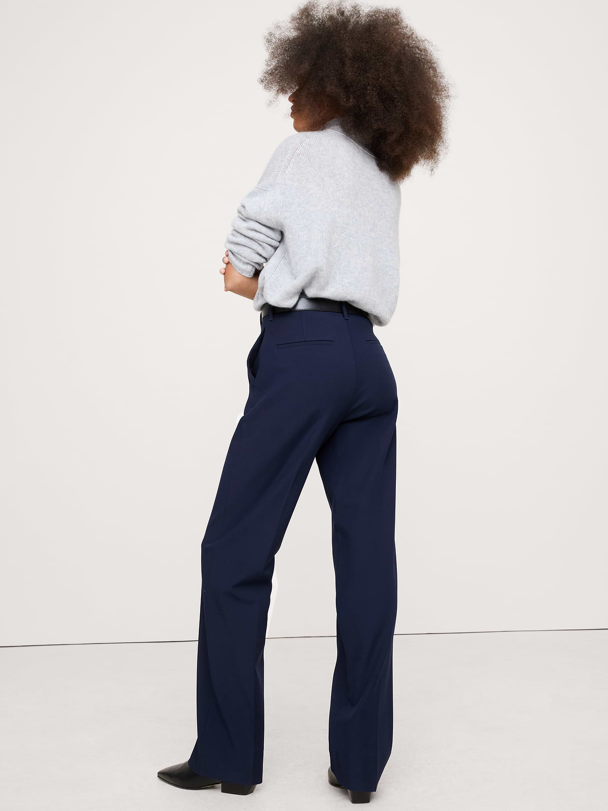 Ultra High-Rise Modern Straight City Stretch Pant - Navy Blue