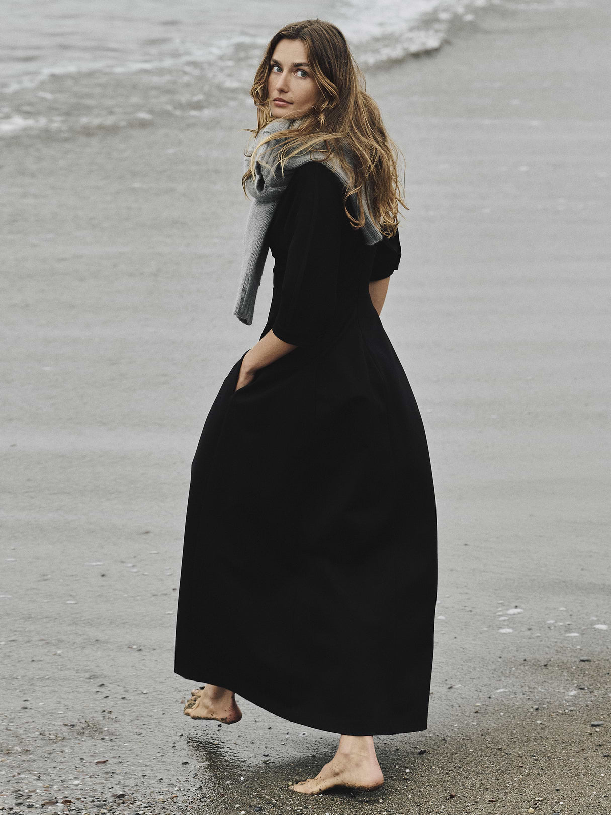 Ponte Puff-Sleeve Maxi Dress - Black