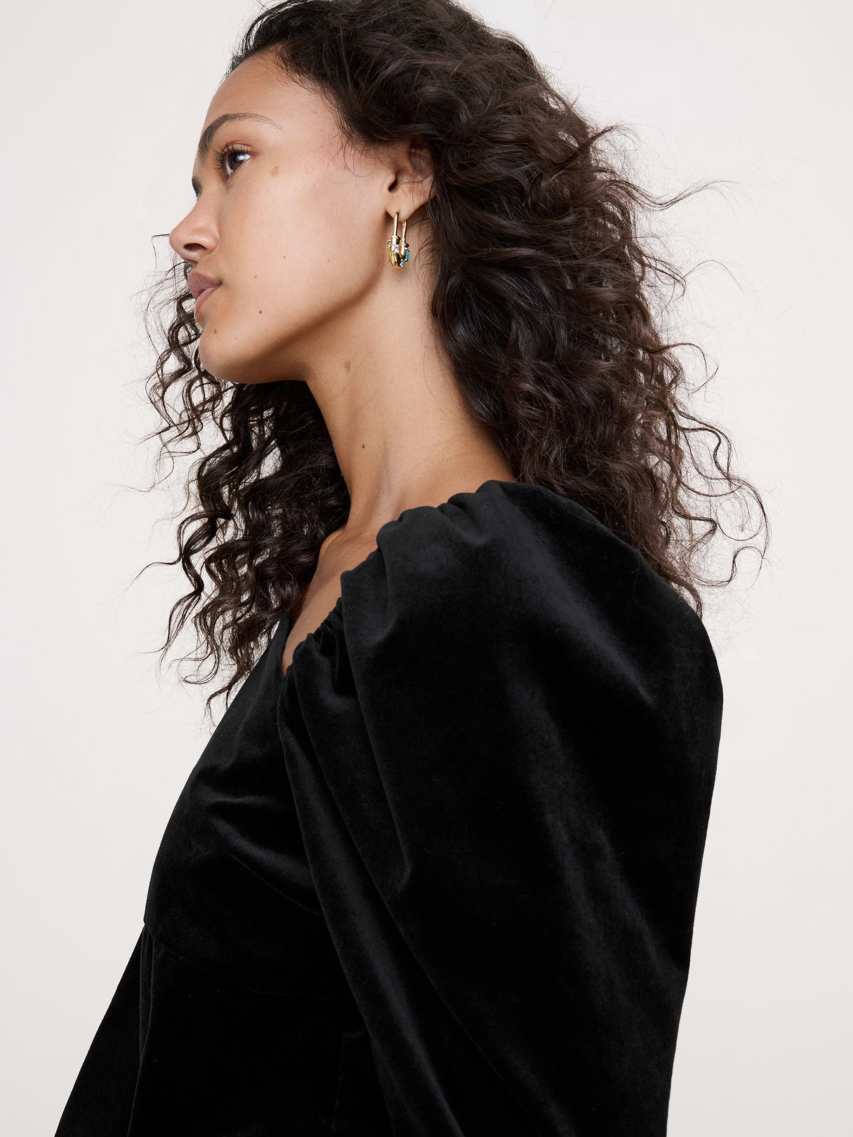 Cotton Velvet Puff-Sleeve Top - Black