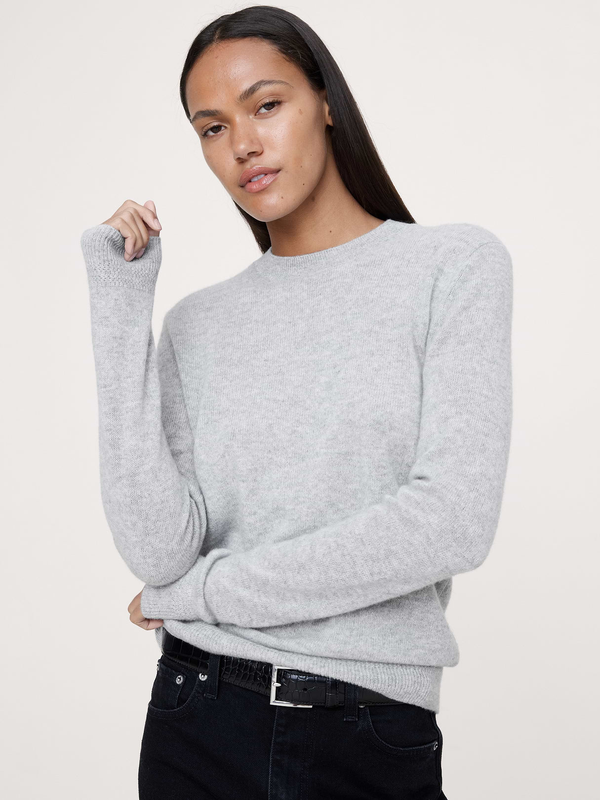 Lightweight Cashmere Crew-Neck Sweater - Light Heather Gray