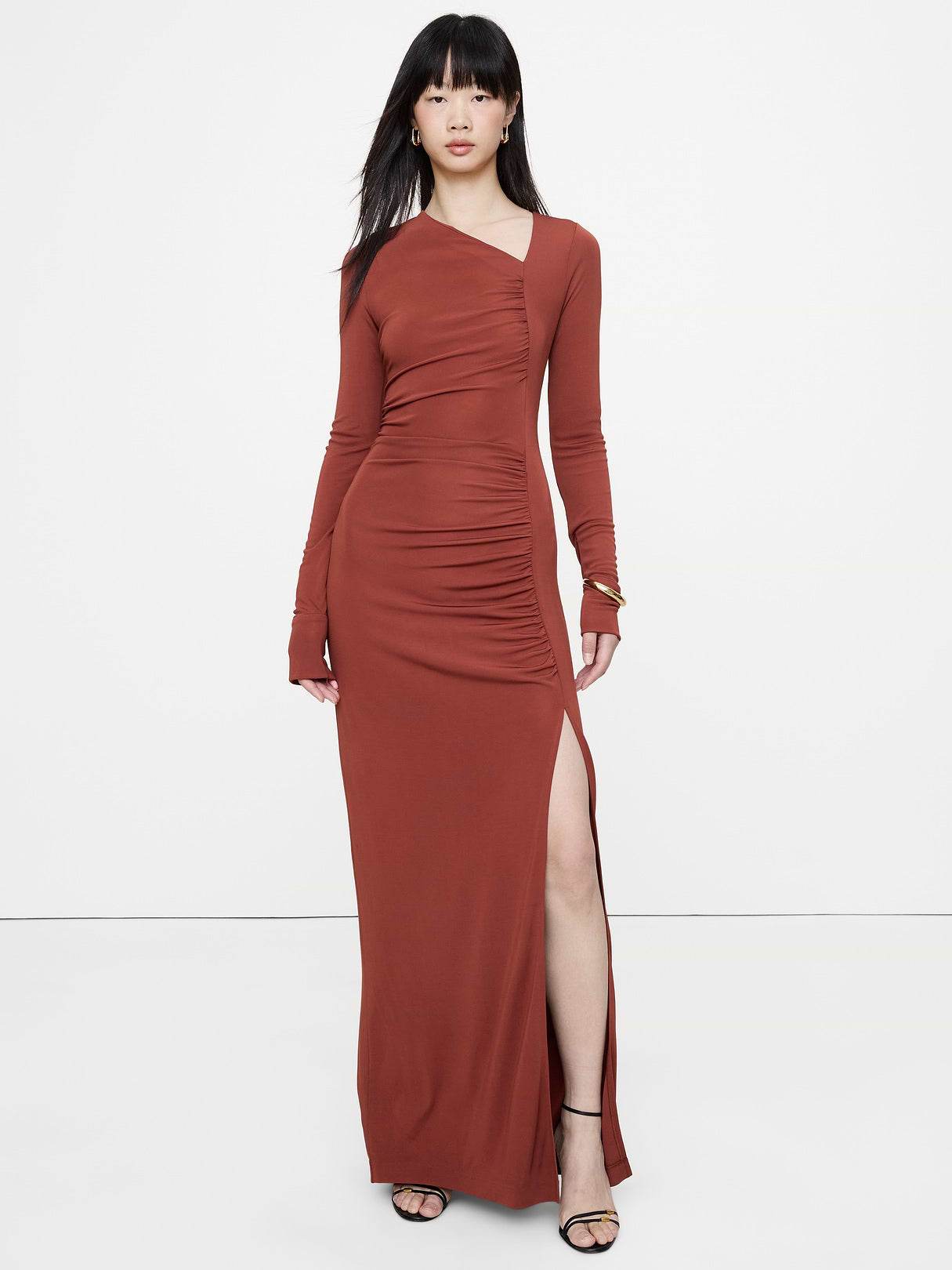 Matte Jersey Ruched Maxi Dress - Jasper Red