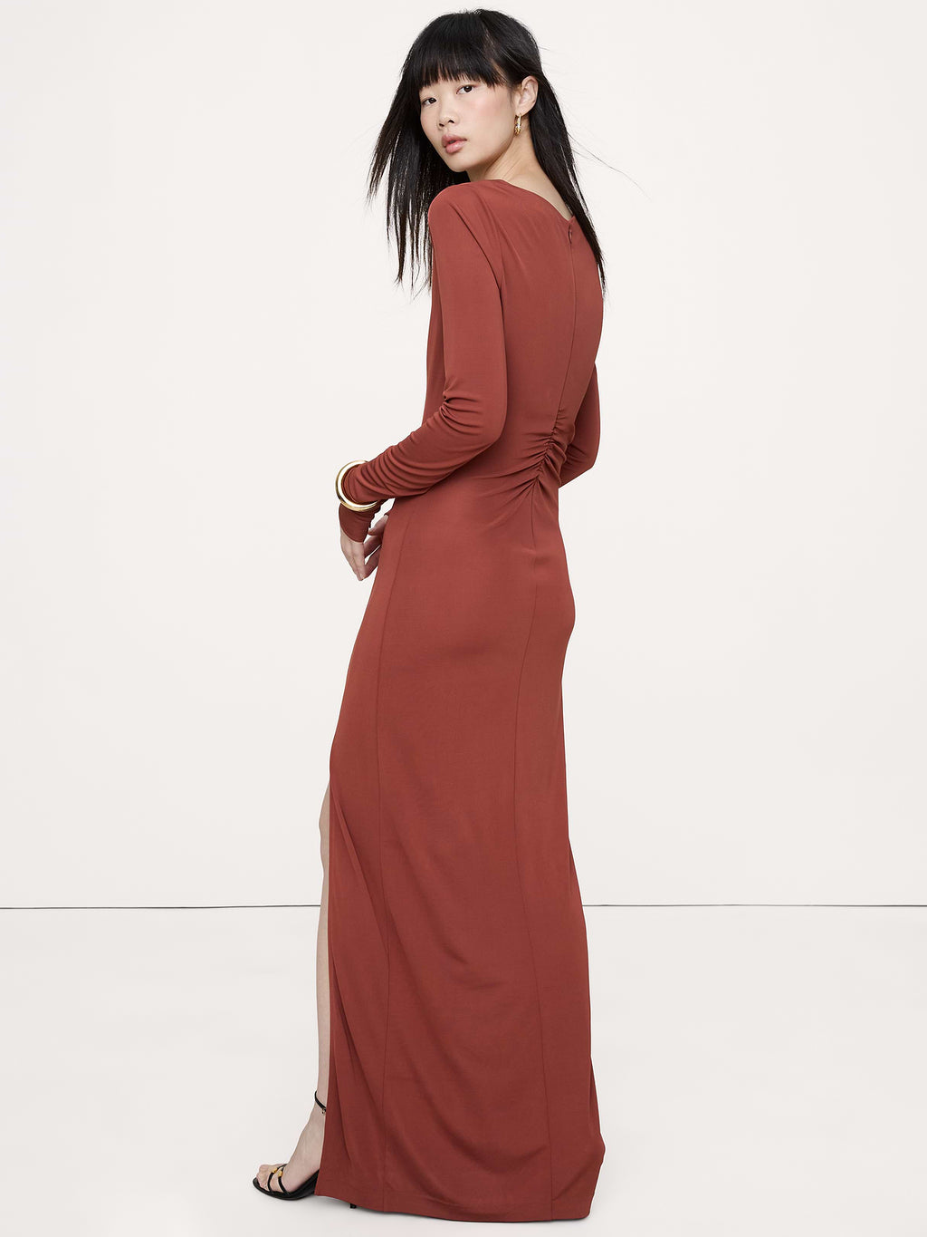 Matte Jersey Ruched Maxi Dress - Jasper Red