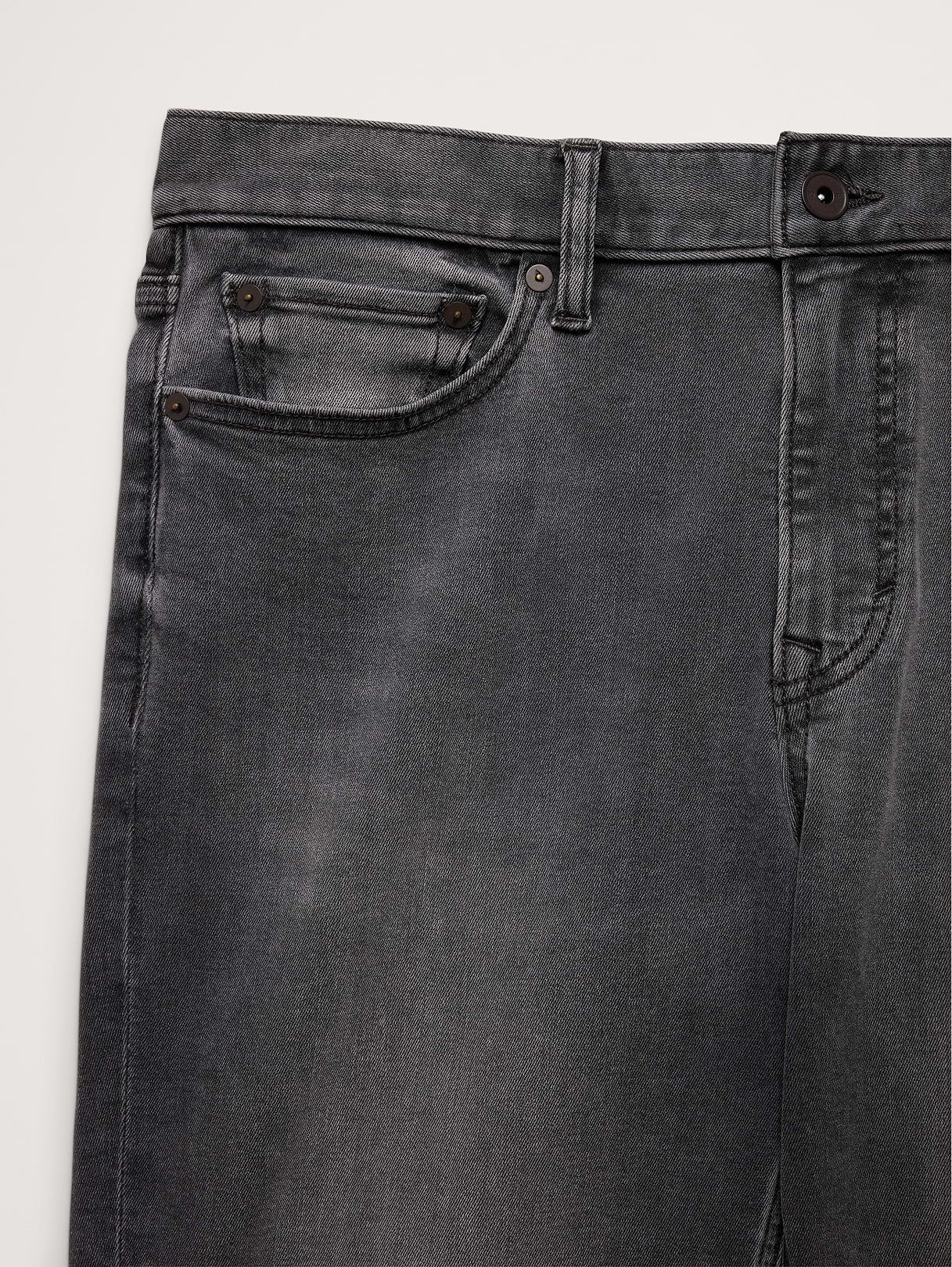 Straight Luxe Traveler Jean - Dusty Gray