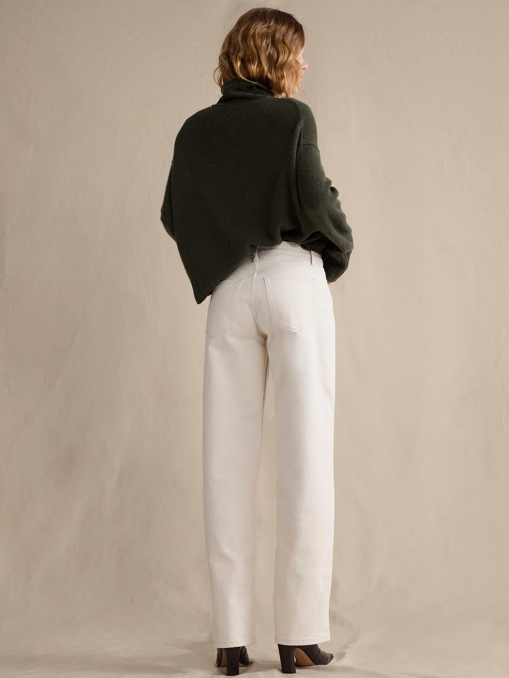 Mid-Rise 90s Classic Jean - Ecru