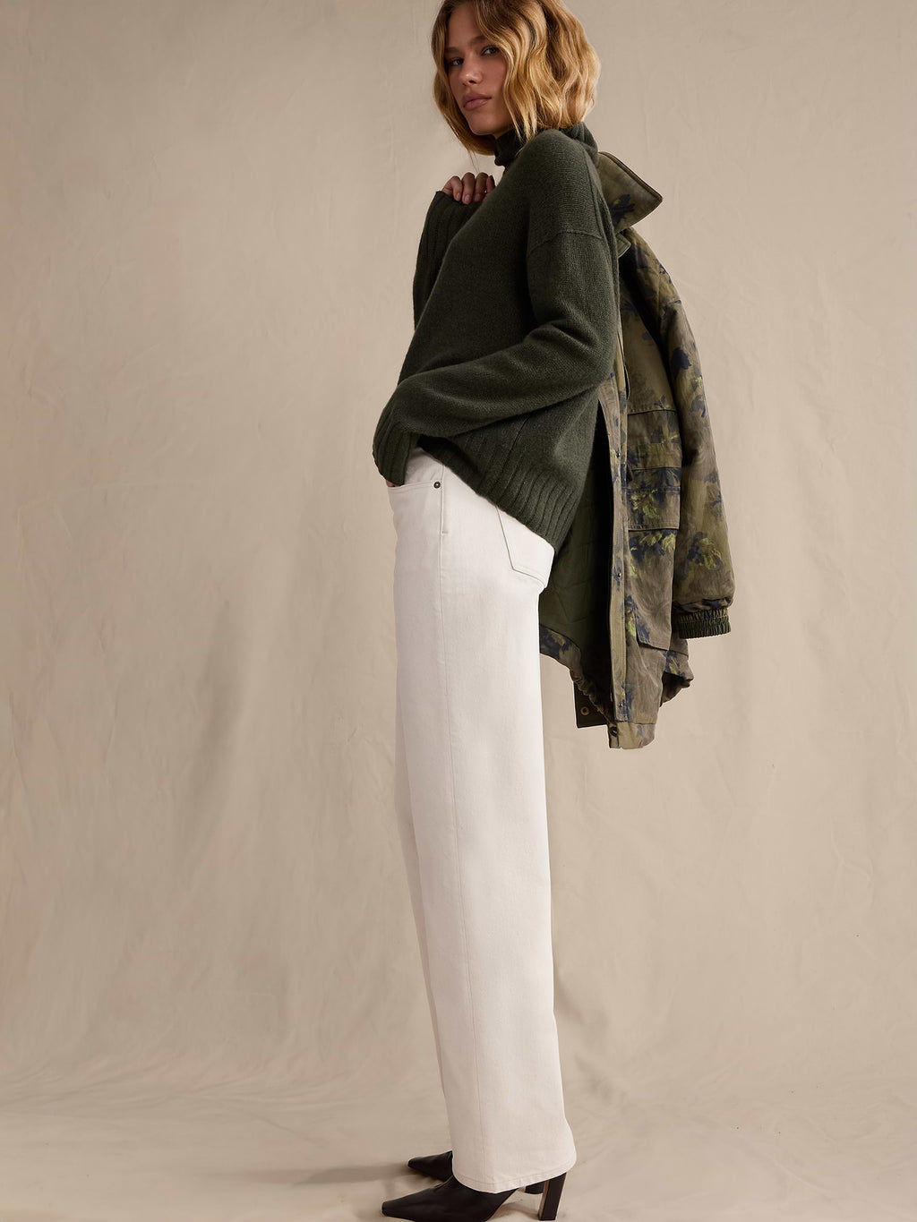 Mid-Rise 90s Classic Jean - Ecru