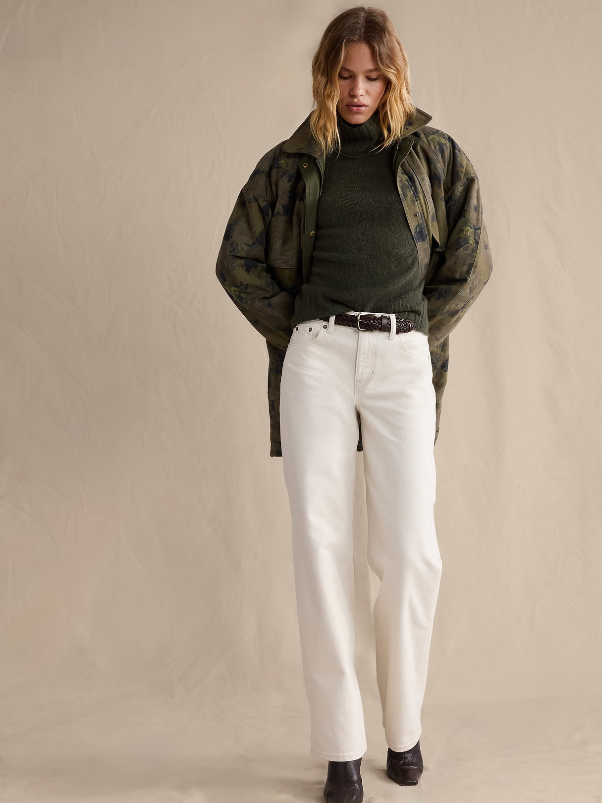 Mid-Rise 90s Classic Jean - Ecru