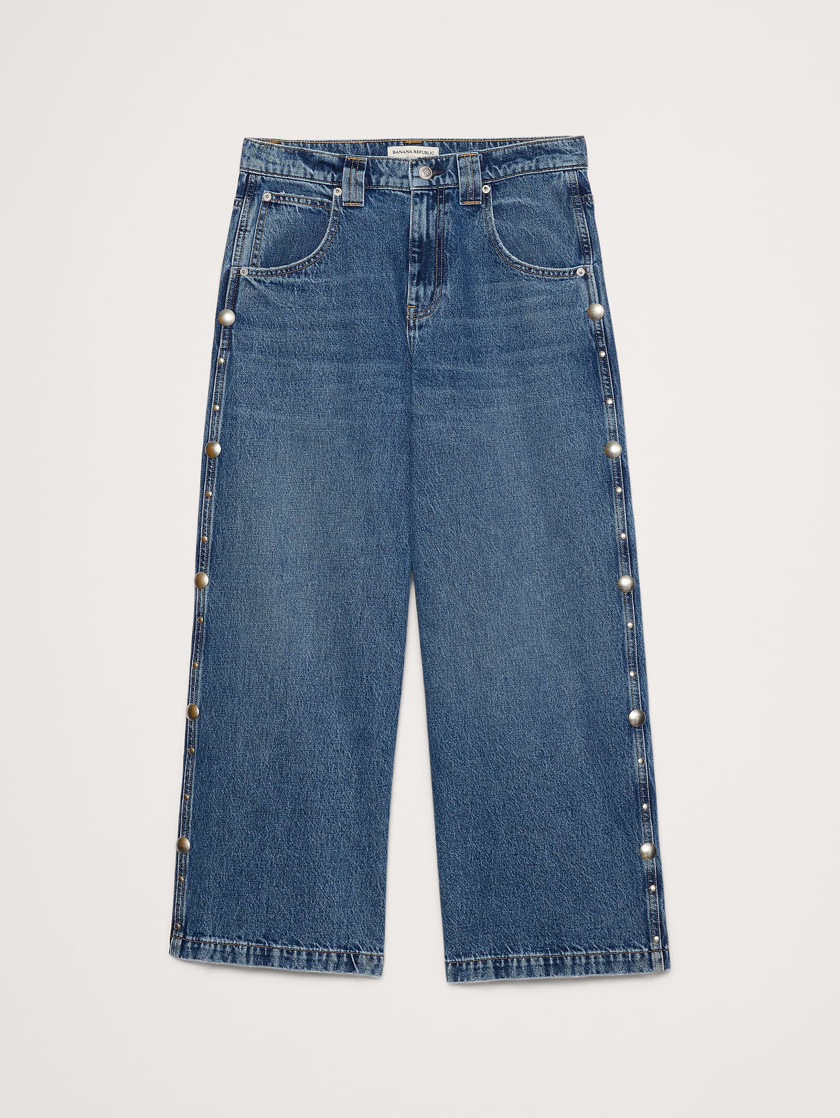Low-Rise Loose Studded Cropped Jean - Medium Wash