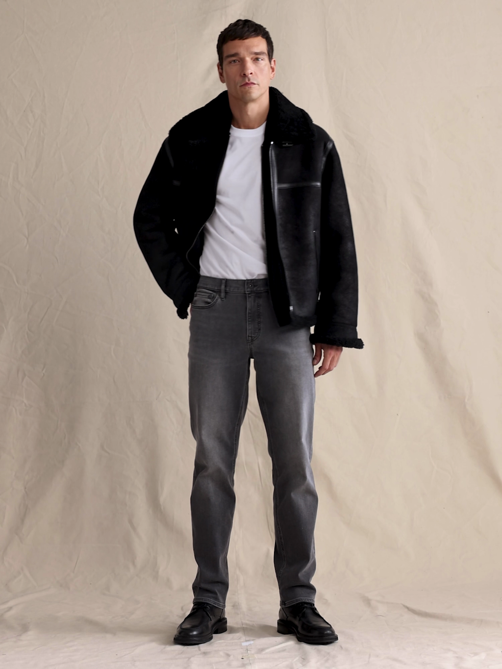 Straight Luxe Traveler Jean - Dusty Gray