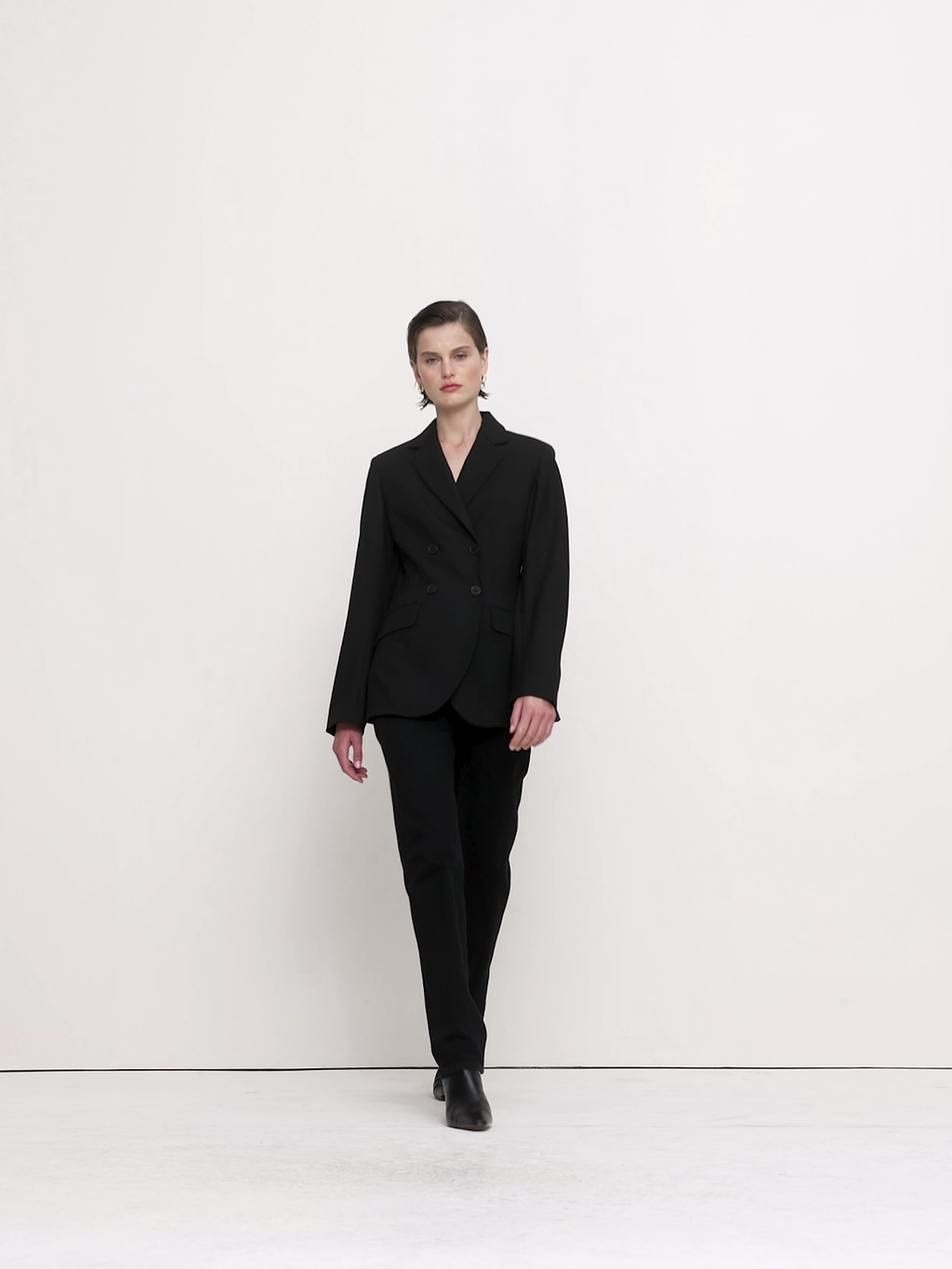 Hourglass Blazer - Black