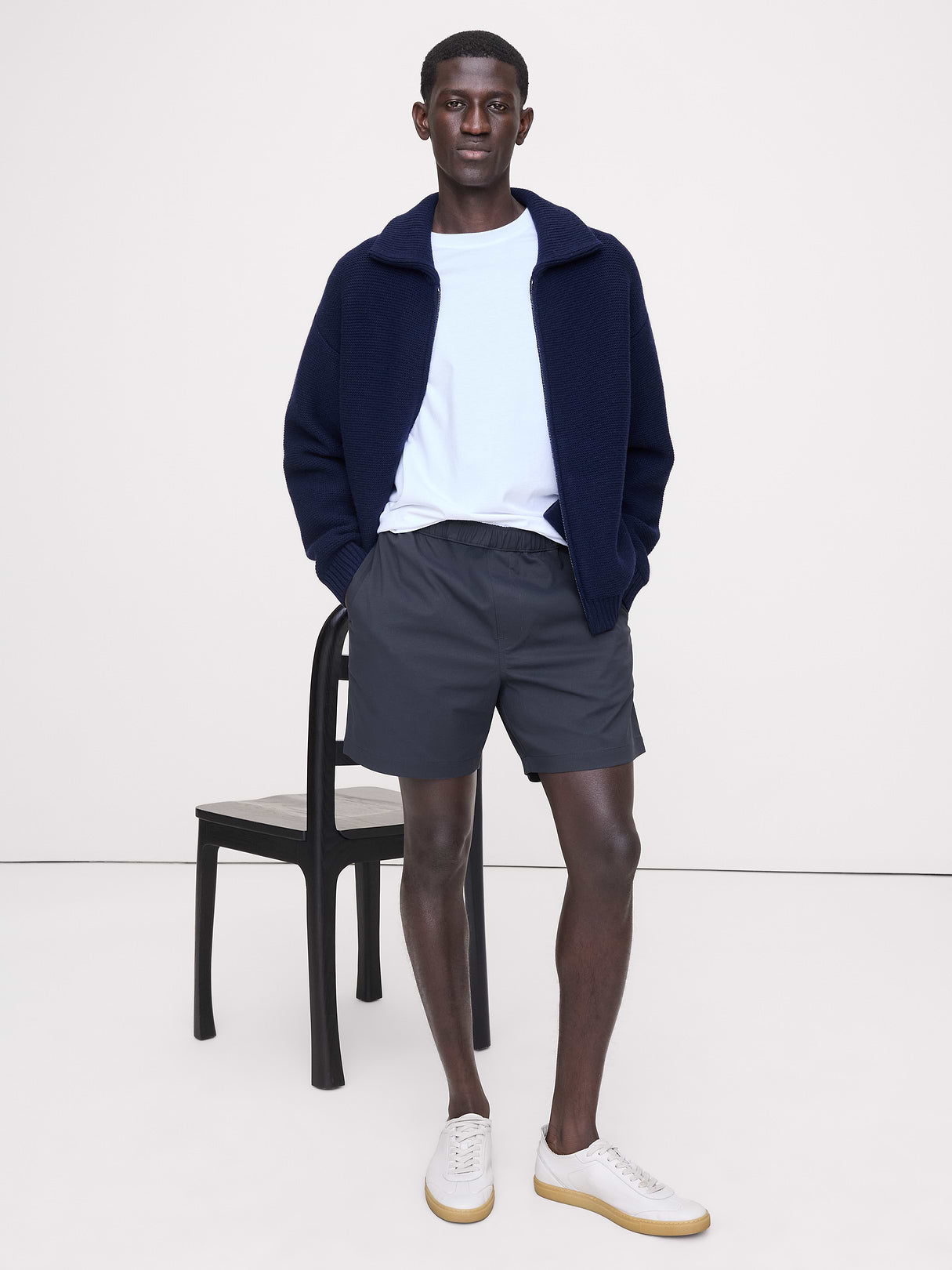 7" Performance Pull-On Short - Navy Blue