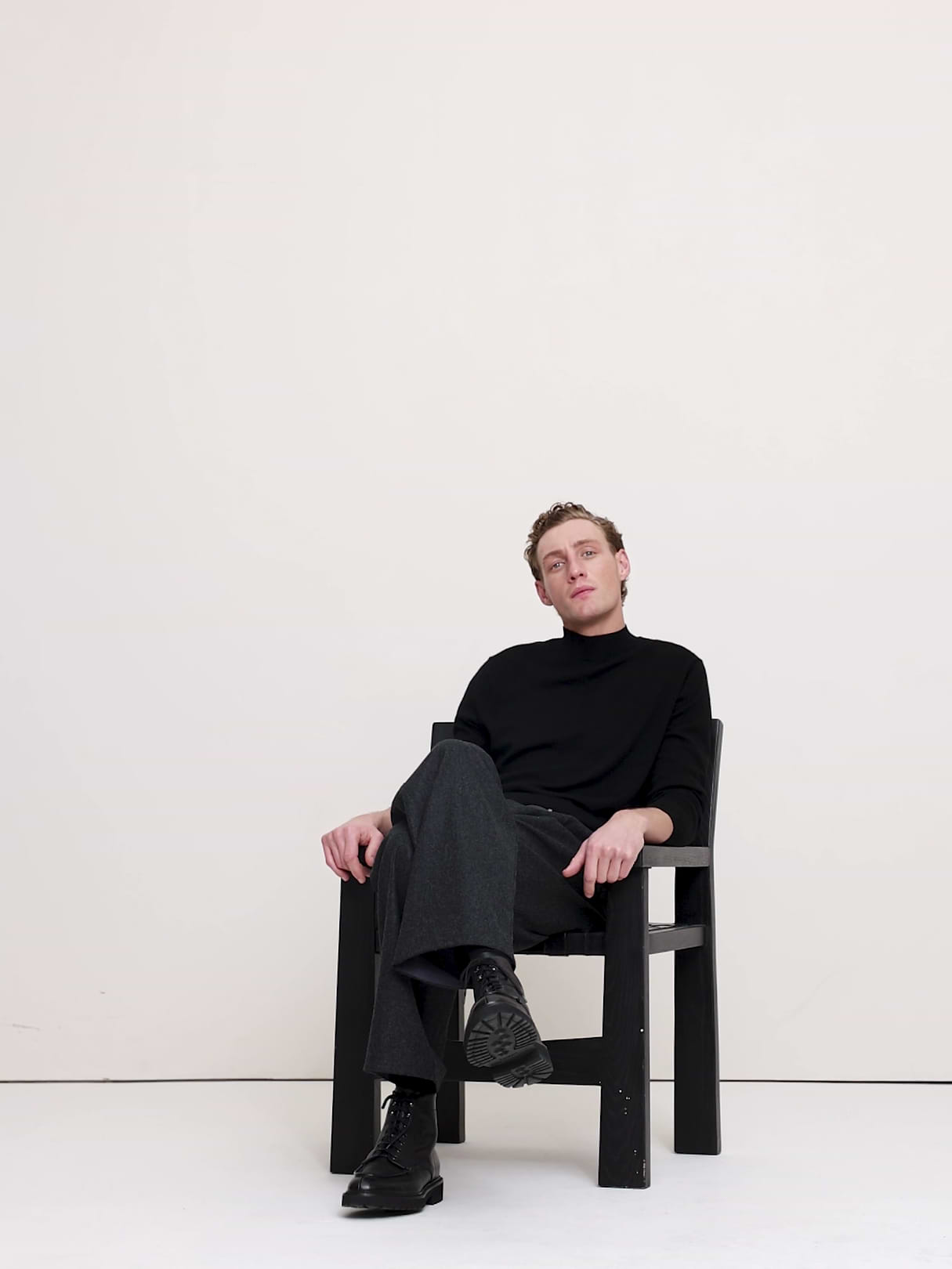 Merino Mock-Neck Sweater - Black