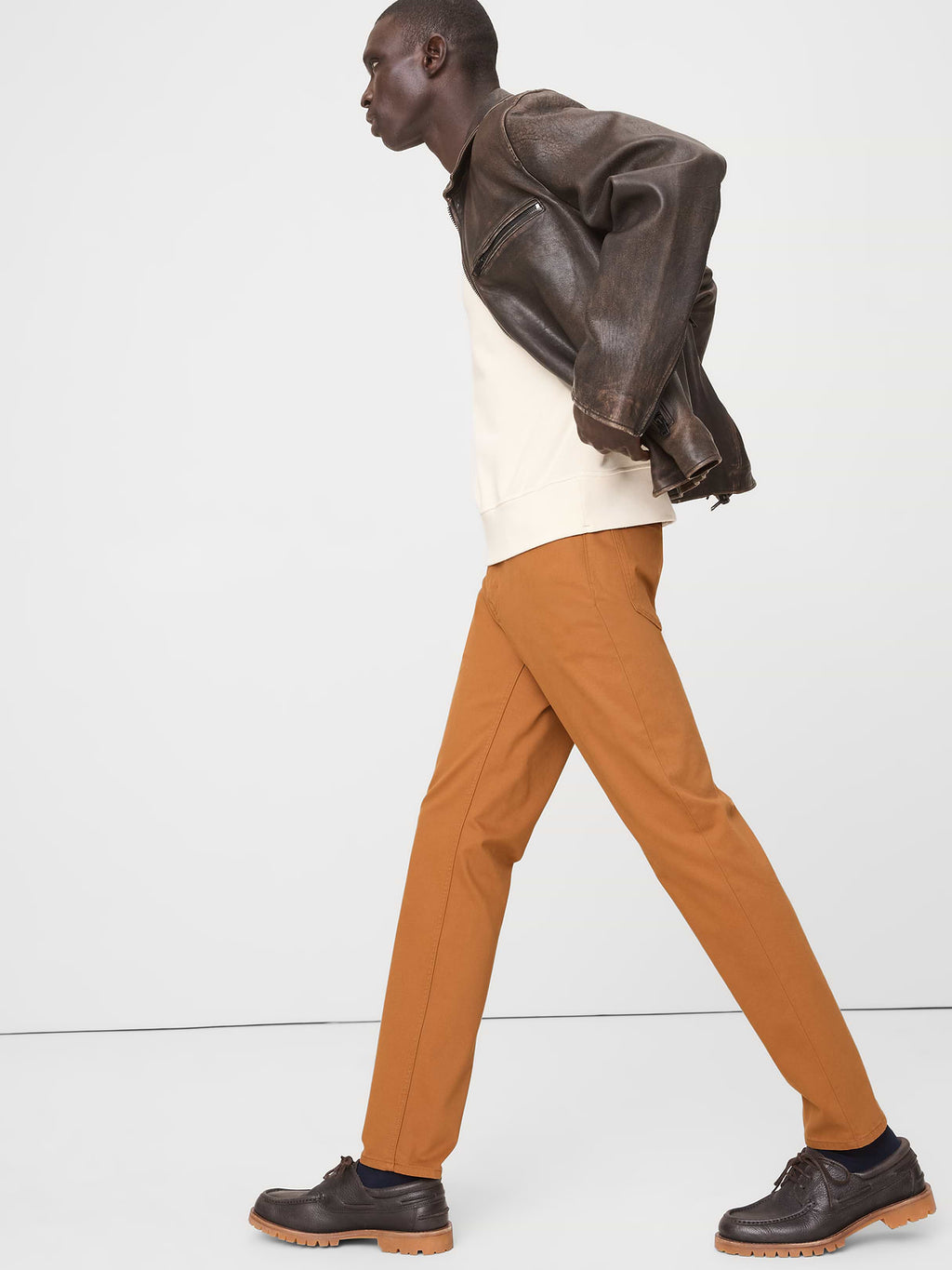 Slim Traveler Pant - Toffee Brown