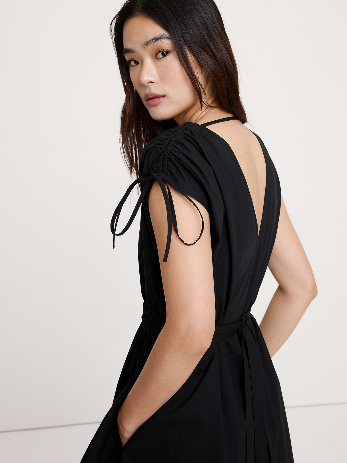 Poplin Ruched-Shoulder Maxi Dress - Black