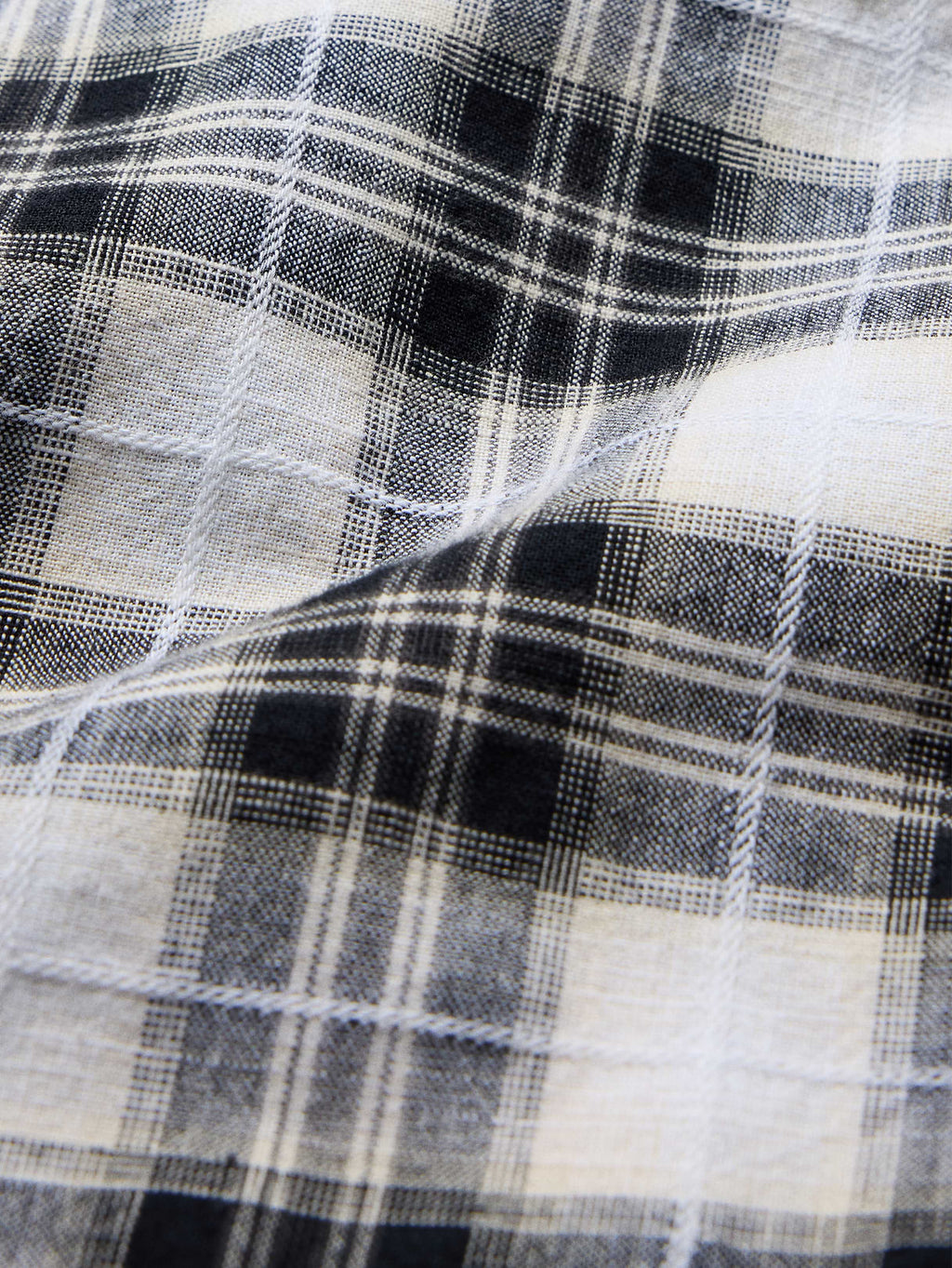 Relaxed-Fit Slub Cotton Shirt - White & Black Plaid