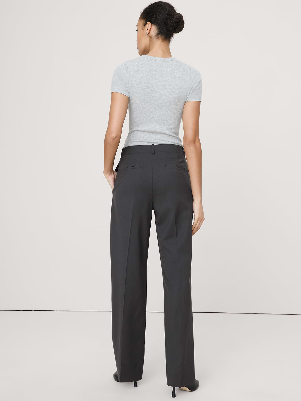 Ultra High-Rise Modern Straight Italian Lightweight Wool Pant - Charcoal Gray